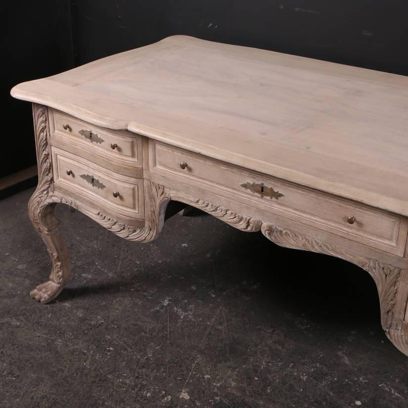 Stunning Italian Oak Desk In Good Condition In Leamington Spa, Warwickshire