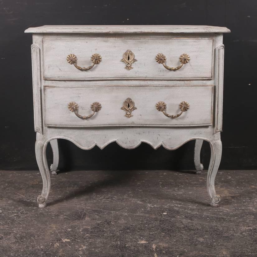 Early 19th century French painted two-drawer commode, 1820

Dimensions:
36.5 inches (93 cms) wide
23.5 inches (60 cms) deep
33 inches (84 cms) high.

 