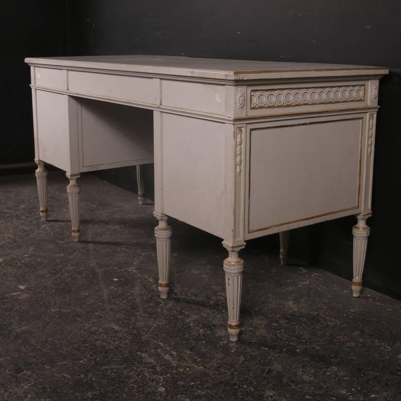 Good 19th century Italian original painted desk on fluted legs and decorative mouldings, 1870.

Dimensions
60 inches (152 cms) wide
25.5 inches (65 cms) deep
30 inches (76 cms) high.

           