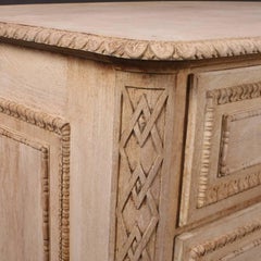 Wonderful 18th Century French Oak Commode