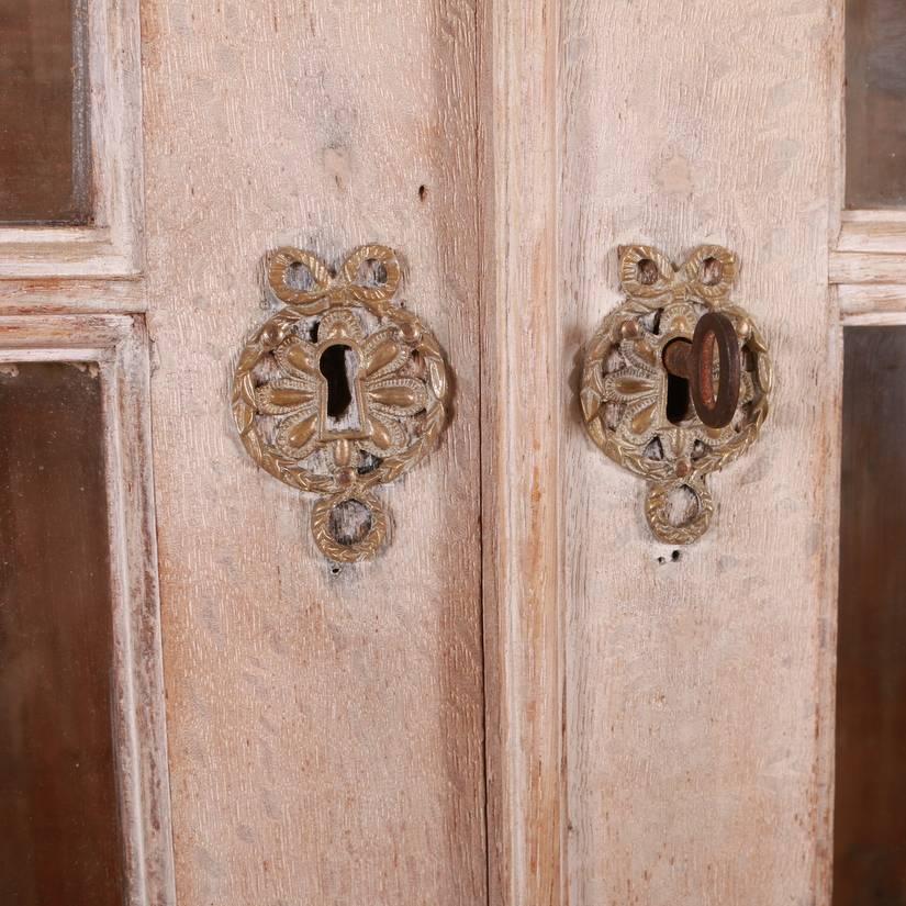 English Bleached Oak Bookcase In Good Condition In Leamington Spa, Warwickshire