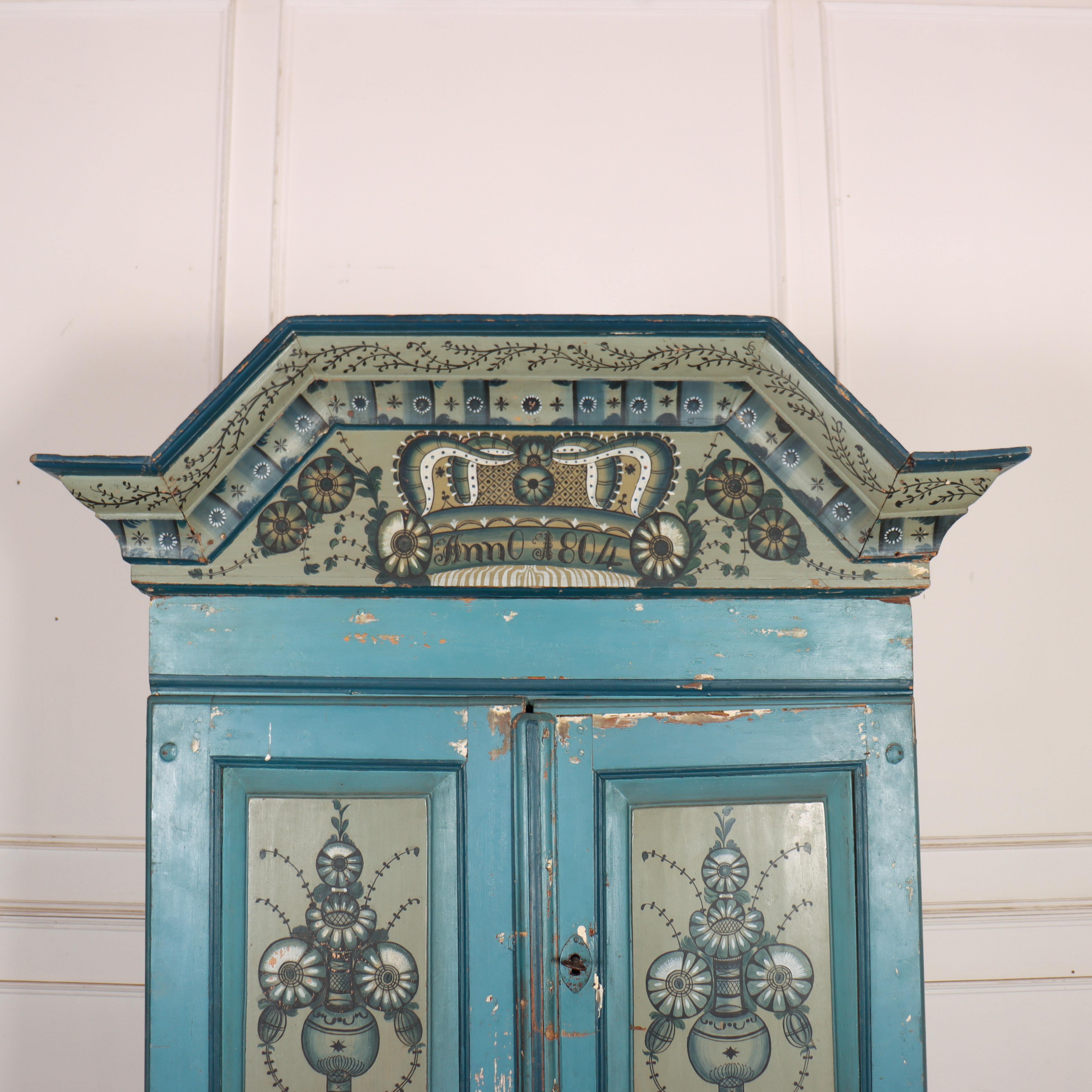 Good early 19th century Swedish pine kitchen cabinet with folk art decoration. 1804. 

Internal depths:

Top - 11-inches

Bottom - 18-inches


Code: 8978

Dimensions:
W: 46