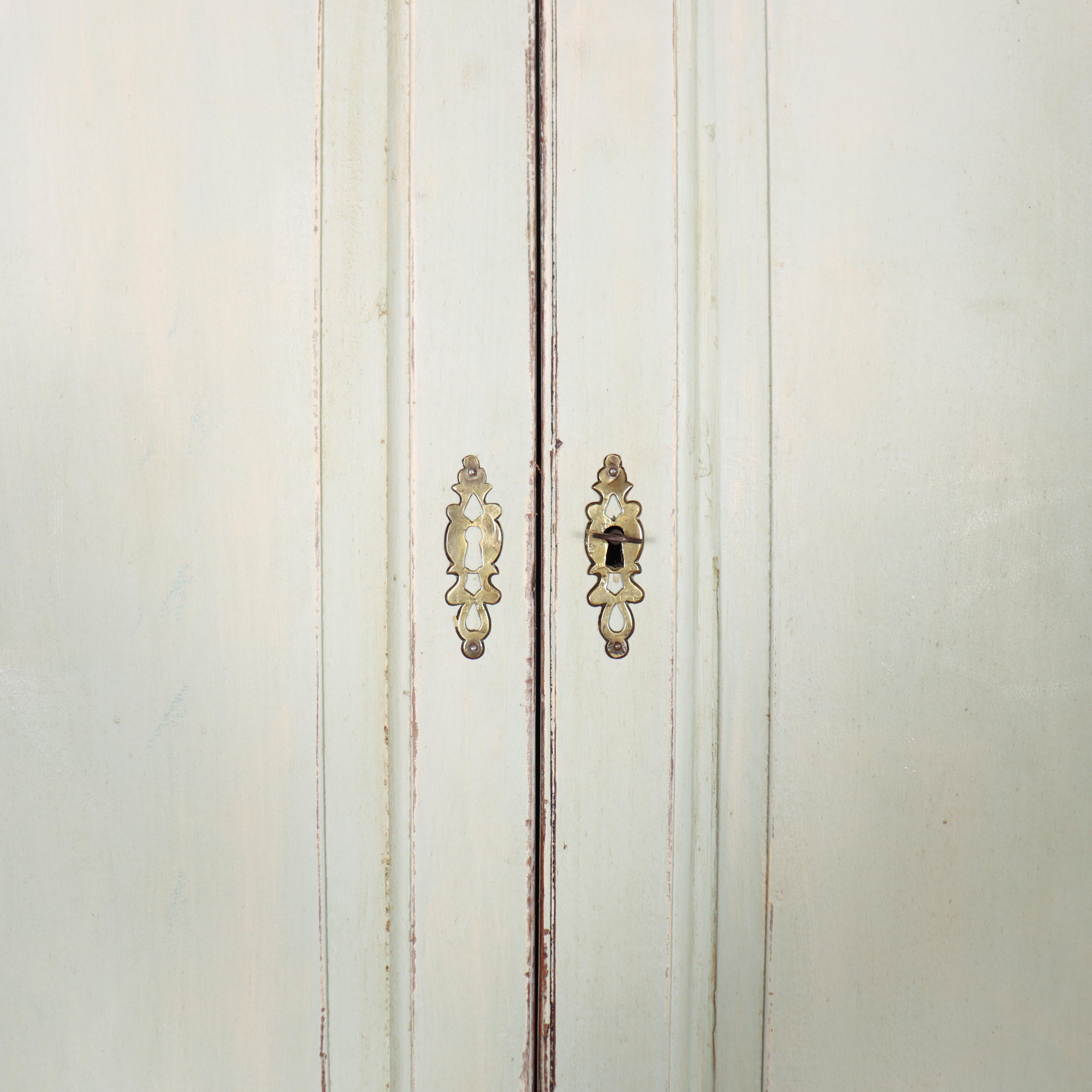 Welsh Painted Hanging Cupboard For Sale 2