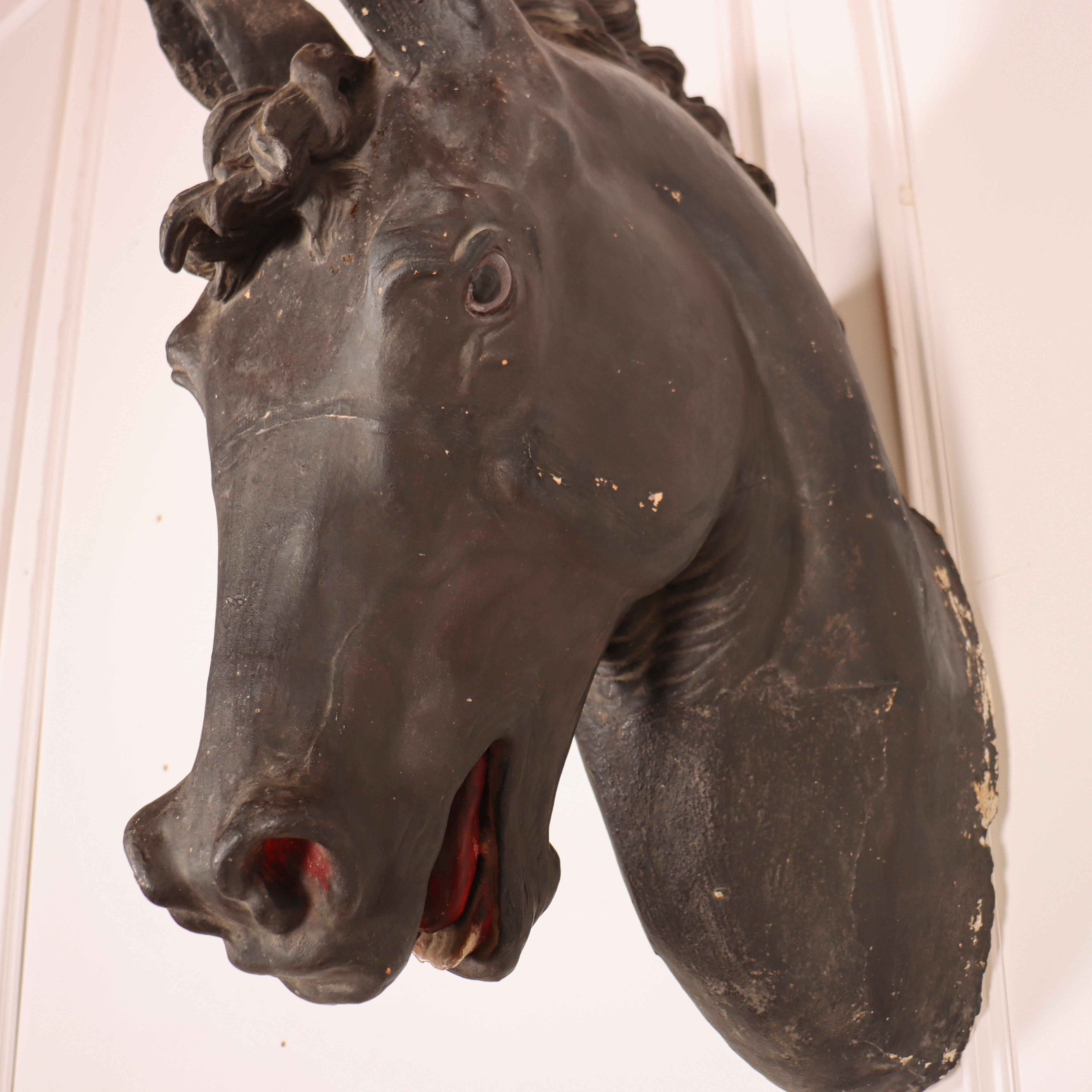 Testa di cavallo spagnola del XIX secolo in vendita 10