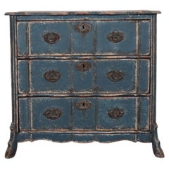 Dutch Serpentine Commode