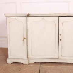 Englische Anrichte im Breakfront-Stil aus dem 19. Jahrhundert / Sideboard