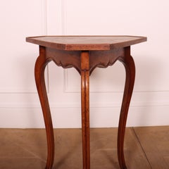 Table d'appoint en merisier français