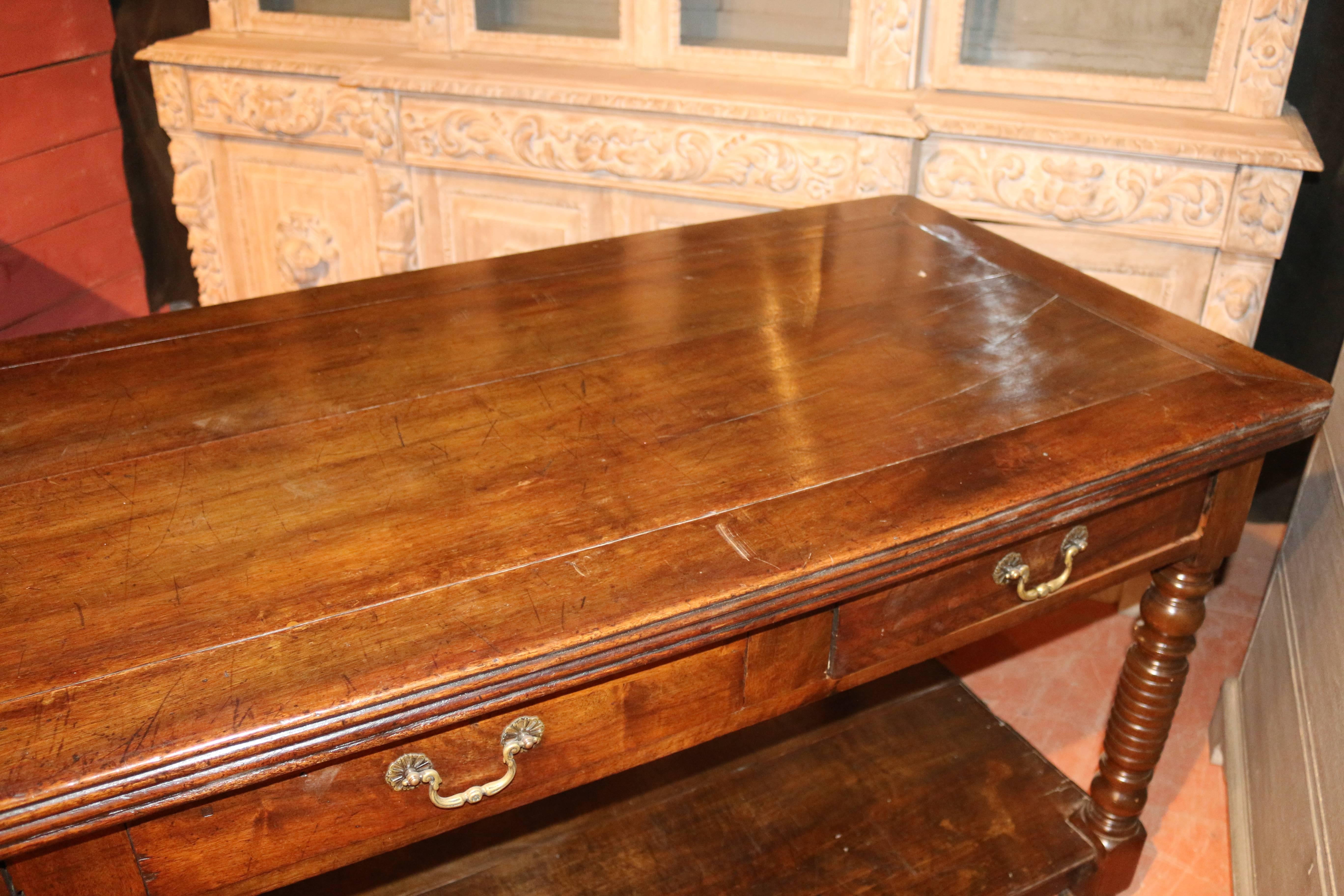 French Walnut Serving Table In Good Condition In Leamington Spa, Warwickshire