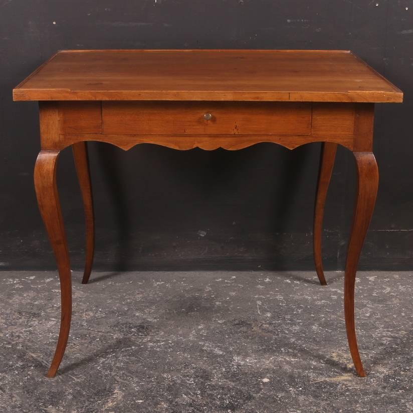 Elegant 19th century French cherrywood lamp table with fine cabriolet legs, 1860

Dimensions
32.5 inches (83 cms) wide
25 inches (64 cms) deep
27.5 inches (70 cms) high.

 