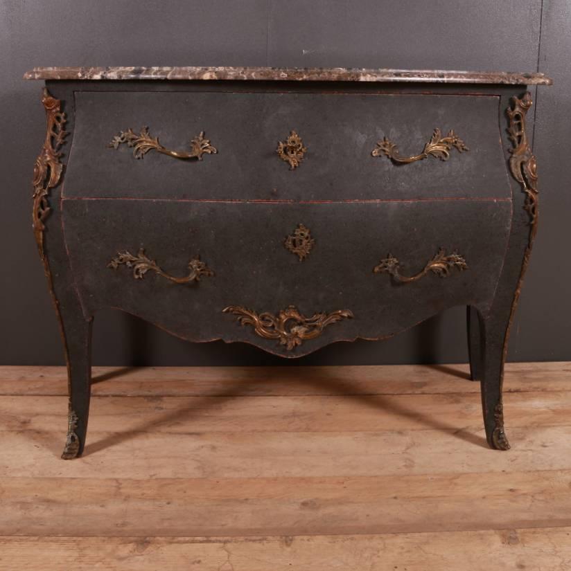 19th Century French Painted Rococo Commode In Excellent Condition In Leamington Spa, Warwickshire