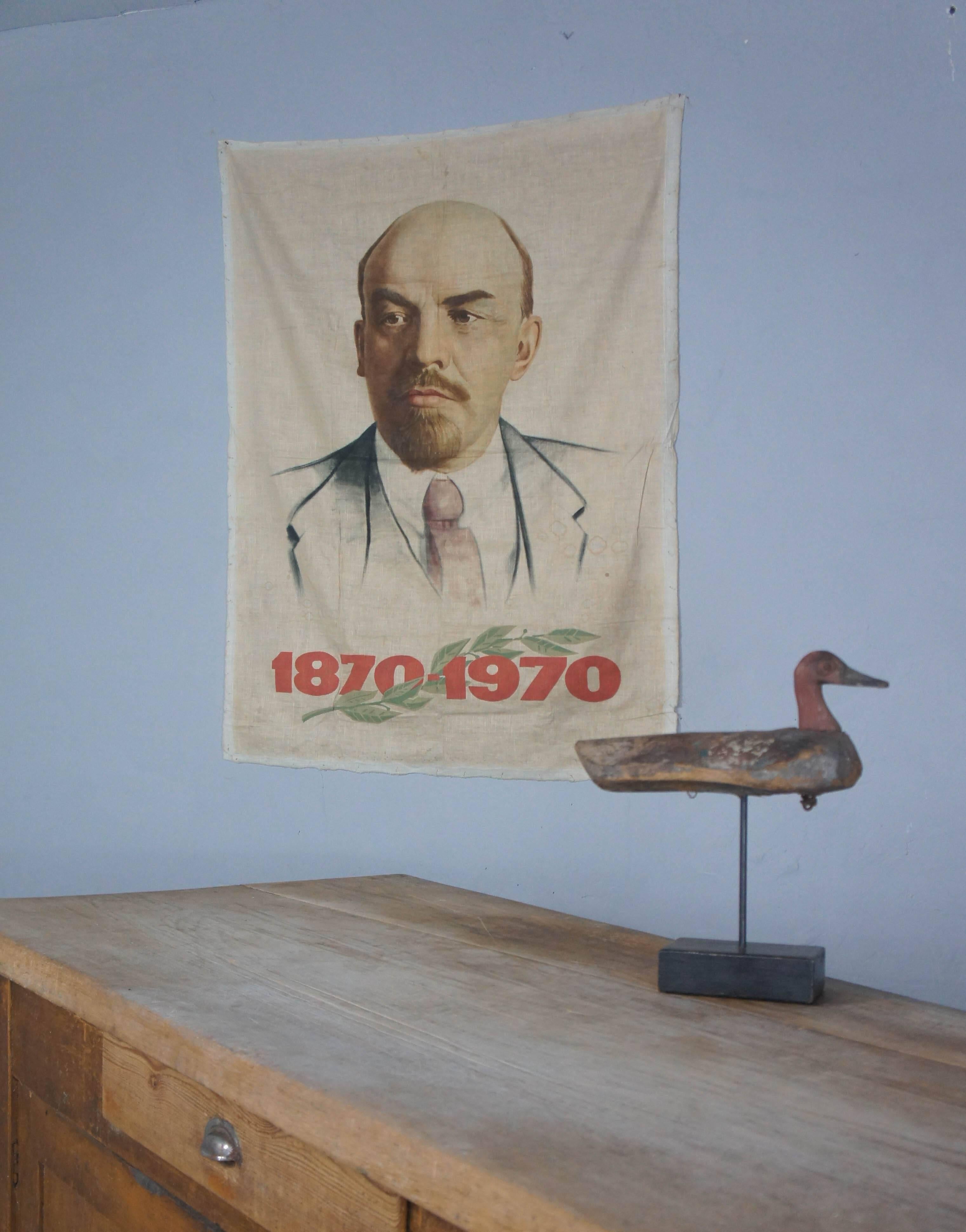 Hand-Painted Bust of Lenin on Fabric, Soviet Propaganda 3