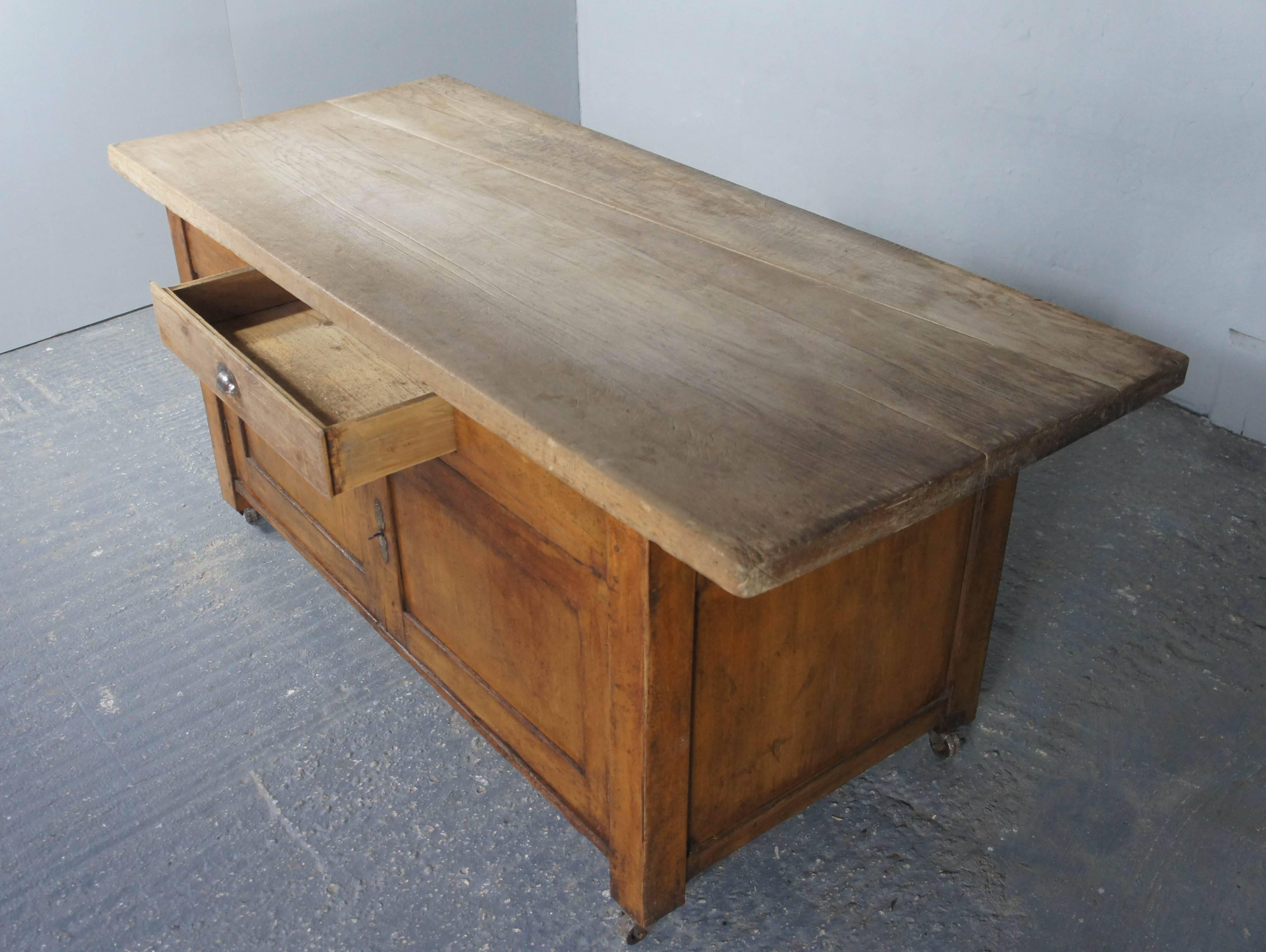 20th Century Pine and Beech Baker's Table Freestanding Kitchen Island 4