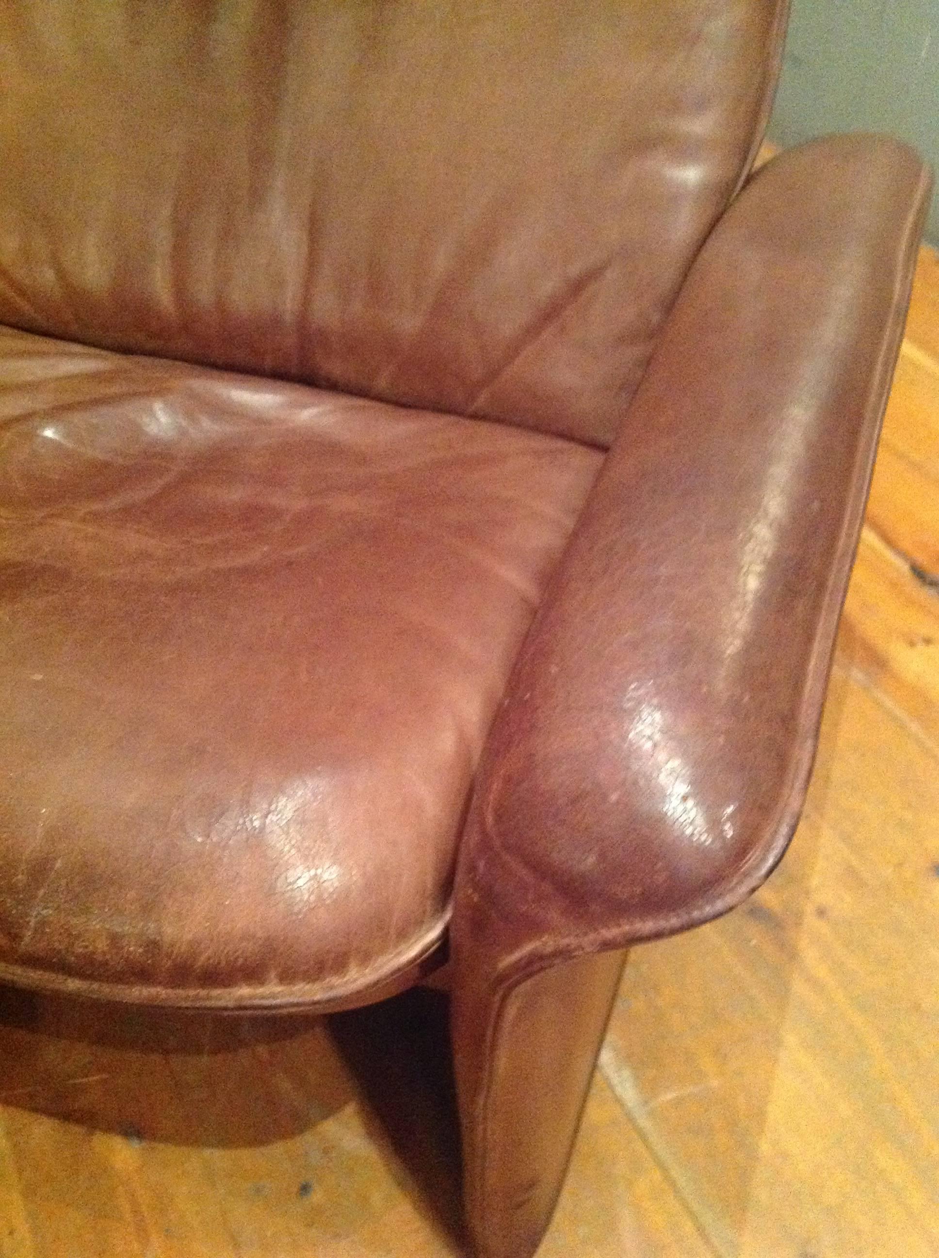 De Sede DS-50 Adjustable Lounge Chair and Ottoman in Soft Brown Neck Leather In Good Condition For Sale In Lokeren, BE