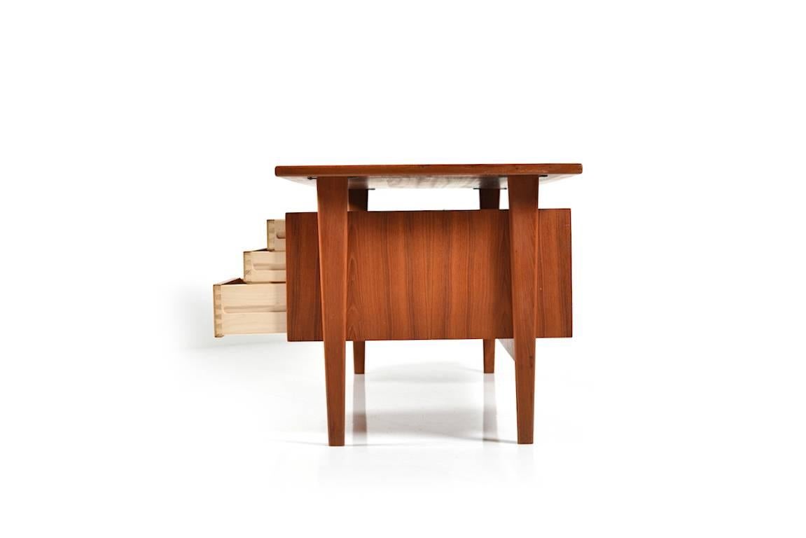 Mid-20th Century Freestanding Teak Desk by Kai Kristiansen For Sale