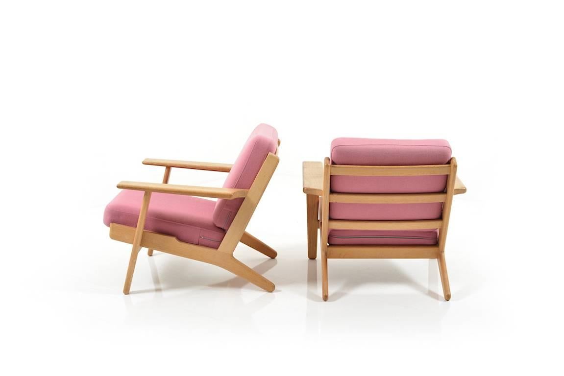 Danish GE-290 Pair of Easychair in Oak by Hans J. Wegner