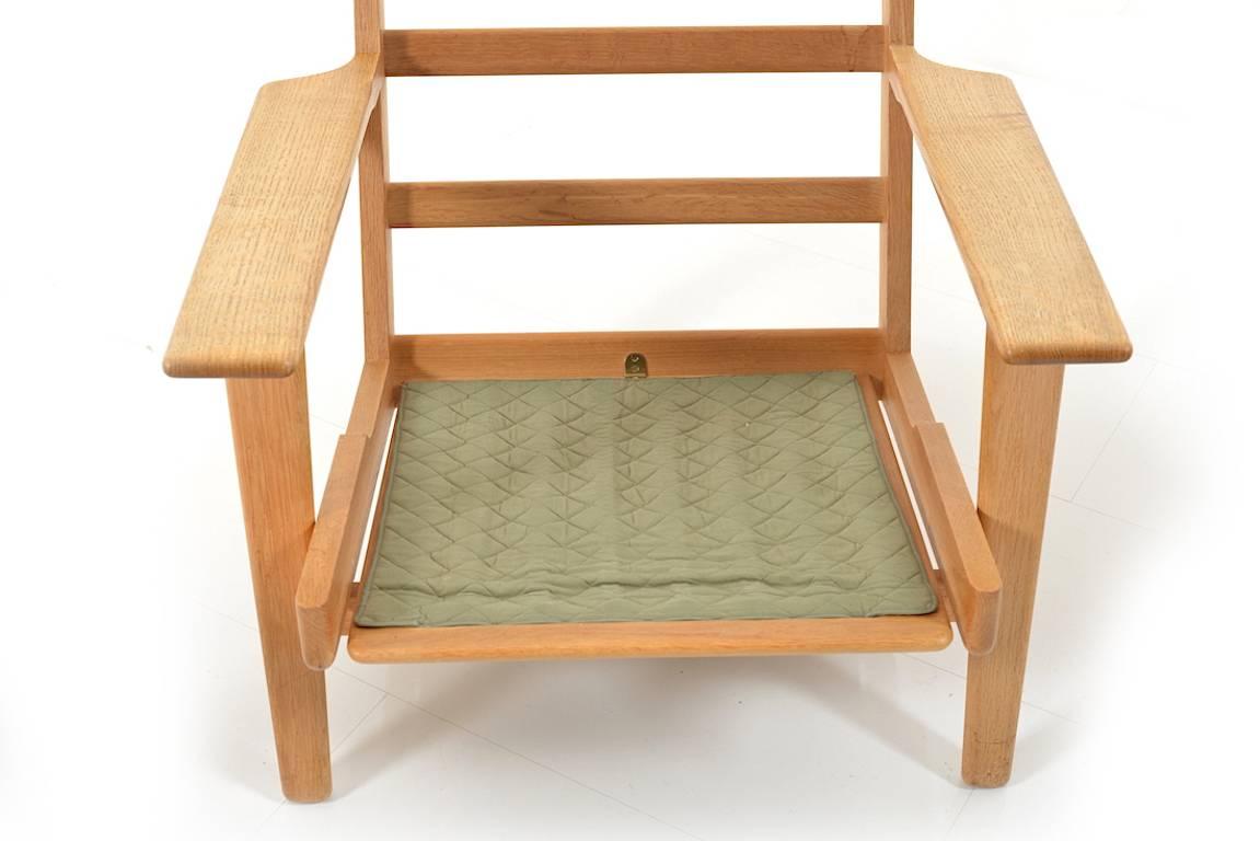 GE-290 Pair of Easychair in Oak by Hans J. Wegner 1