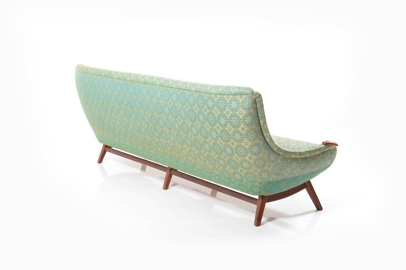 Prototype Sofa by the Danish Designer & Furniture Maker Svend Skipper, 1950s For Sale 1