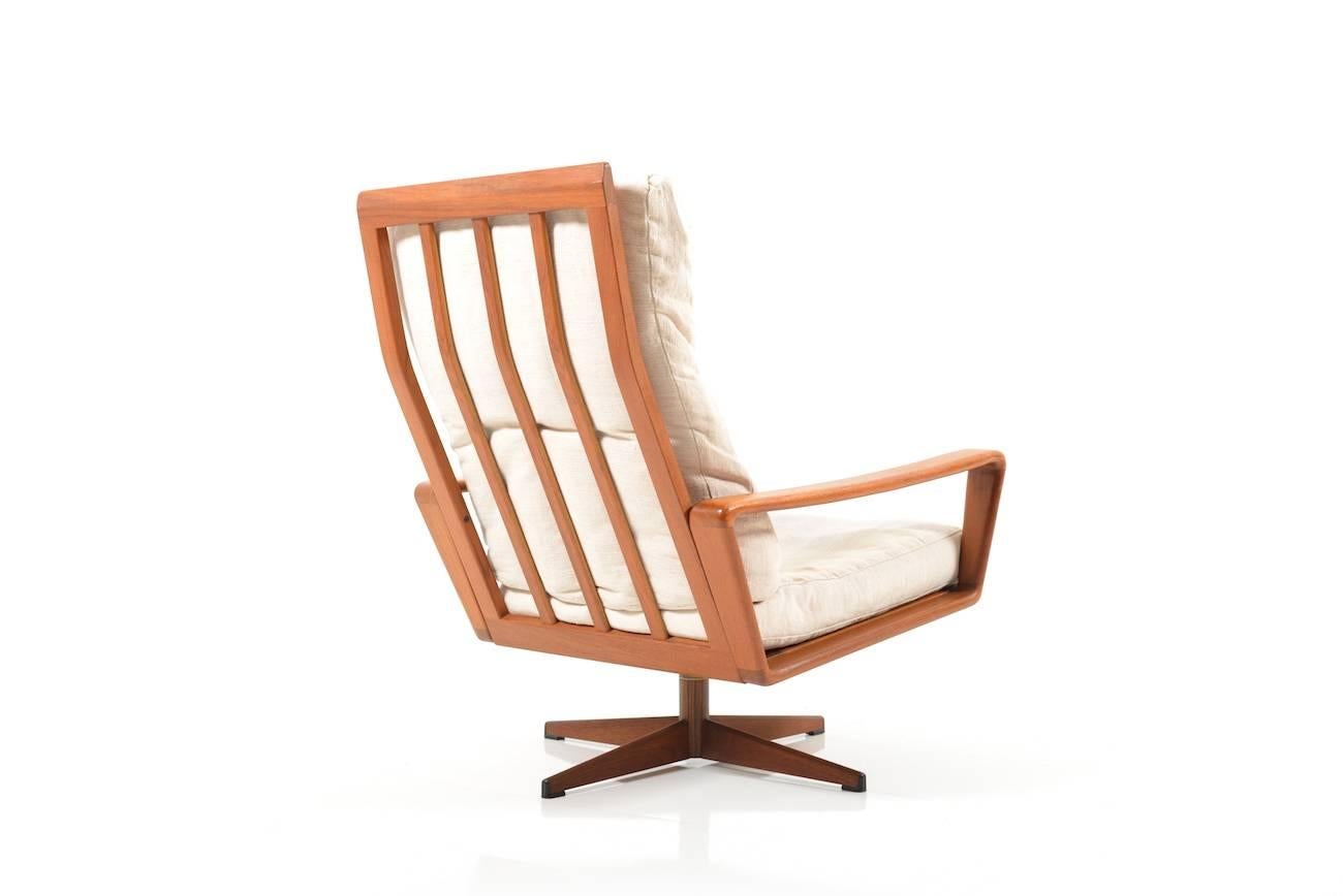 Arne Wahl Iversen Swivel Lounge Chair by Komfort, Denmark, 1960s In Good Condition For Sale In Handewitt, DE