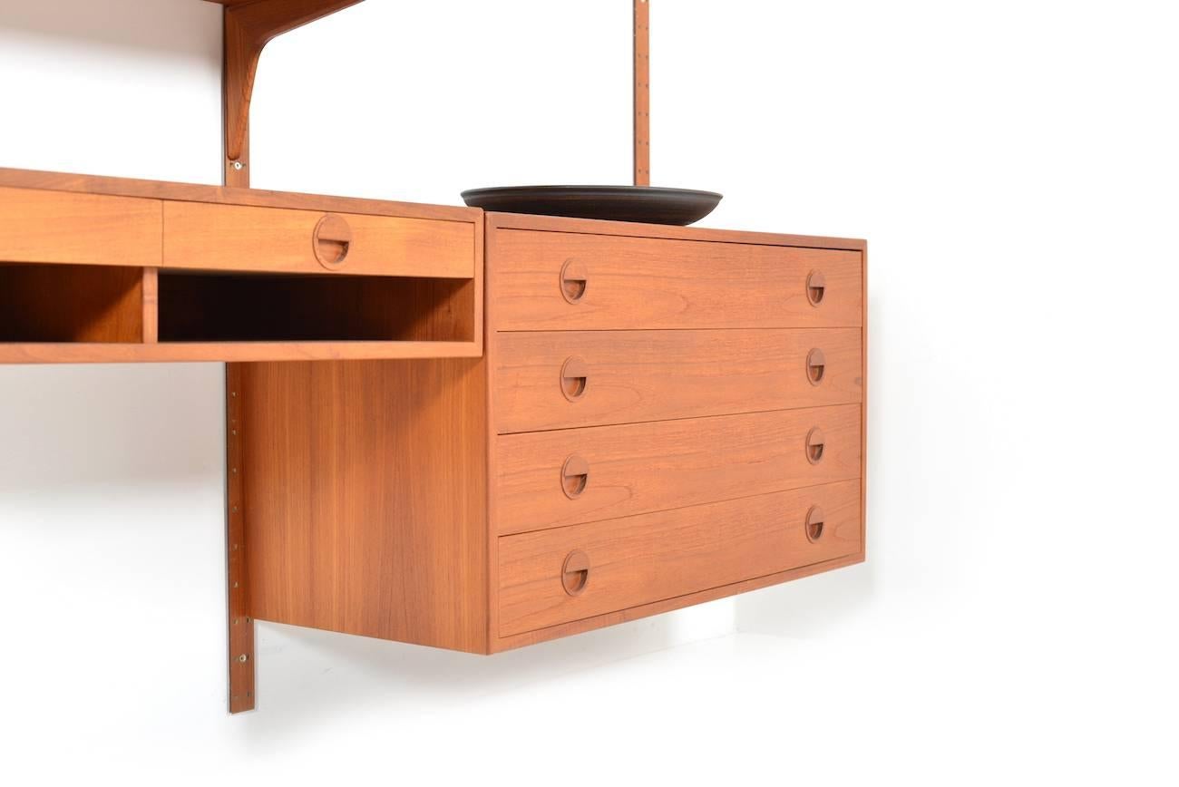 Mid-20th Century Exclusive and Rare Teak Wall Unit by Rud Thygesen & Johnny Sørensen