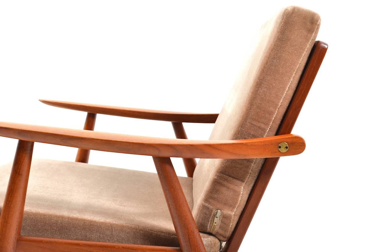 Scandinavian Modern Early GE-270 Easy Chair by Hans J. Wegner, 1950s