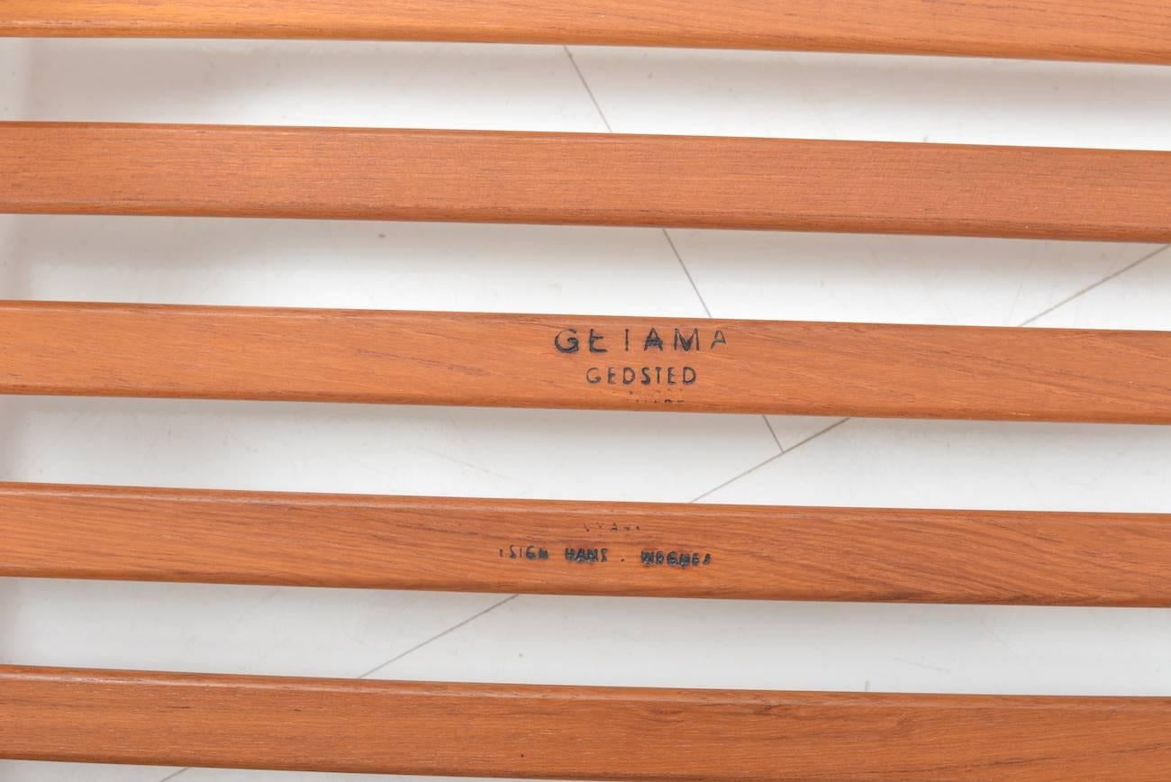 GE-290 / Lounge Chair and Footstool by Hans J.Wegner 3