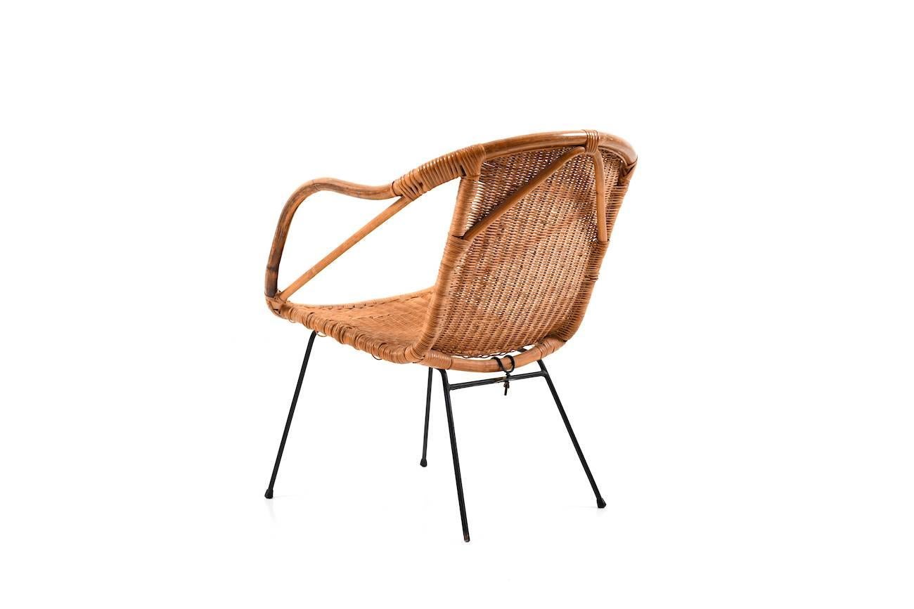 Scandinavian Modern Early Danish Basket Chair, 1940s For Sale