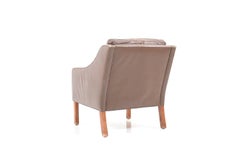 Leather Lounge Chair 2207 by Børge Mogensen