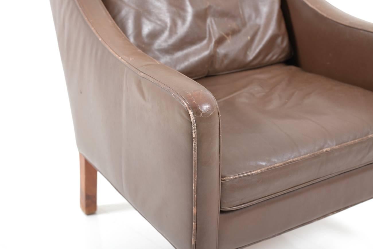 Leather Lounge Chair 2207 by Børge Mogensen For Sale 1