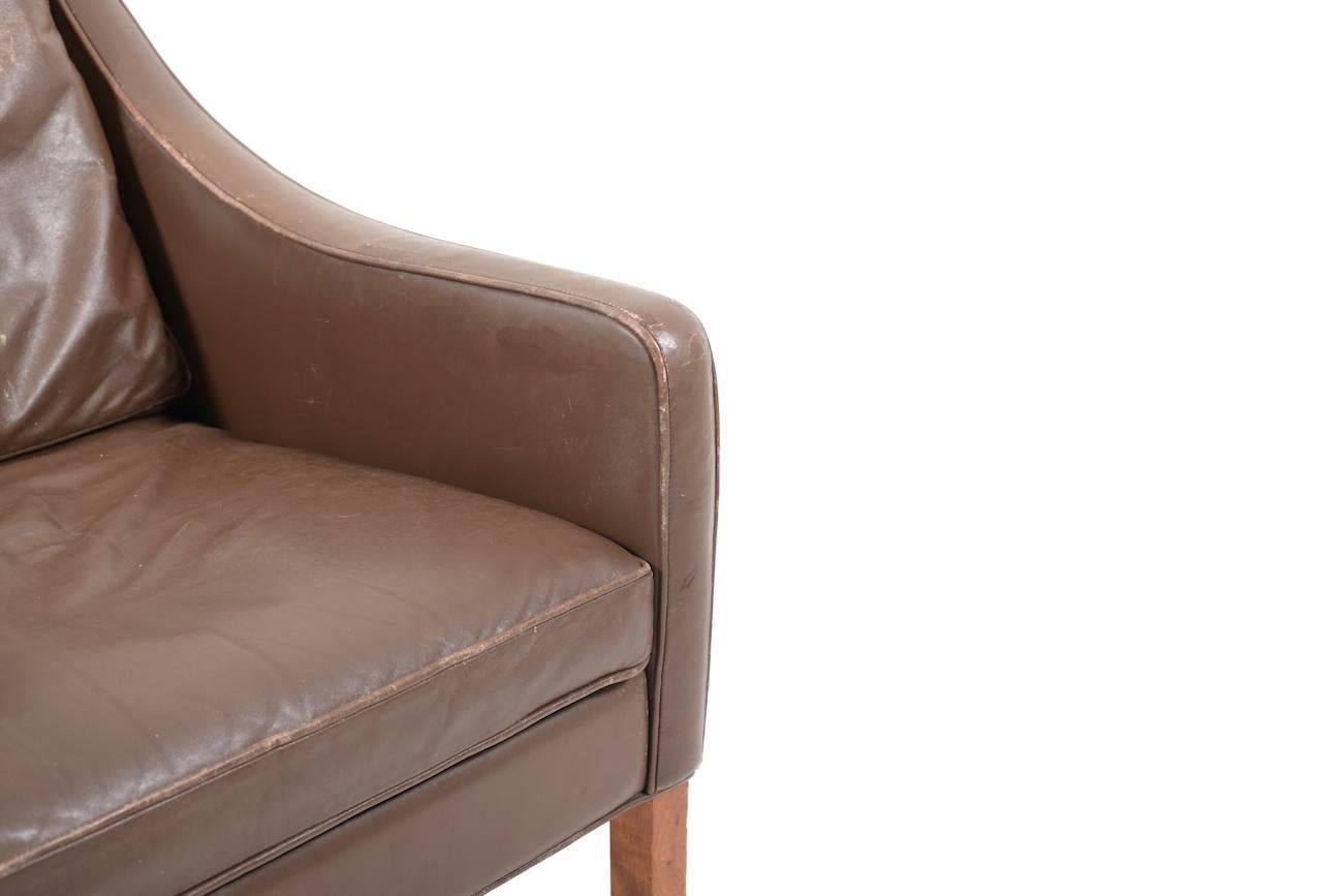 Leather Lounge Chair 2207 by Børge Mogensen For Sale 2