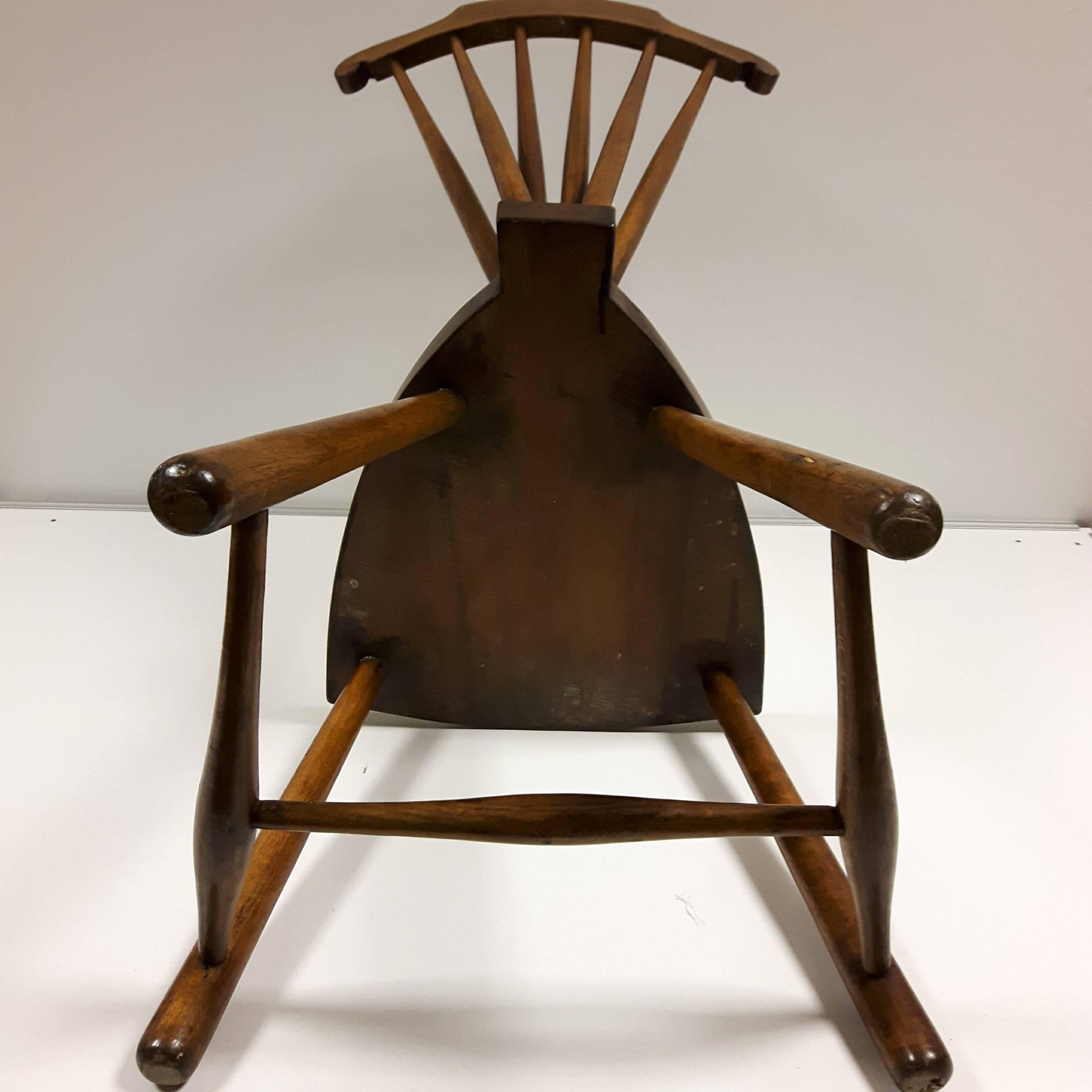 Gorgeous handmade solid wood antique children's chair. Excellent quality manufacture. Stamped E.G. on the back of the seat. A truly gorgeous, tactile, well proportioned little chair. It is adorable!

E.G. is believed to refer to Ebenezer Gomme,
