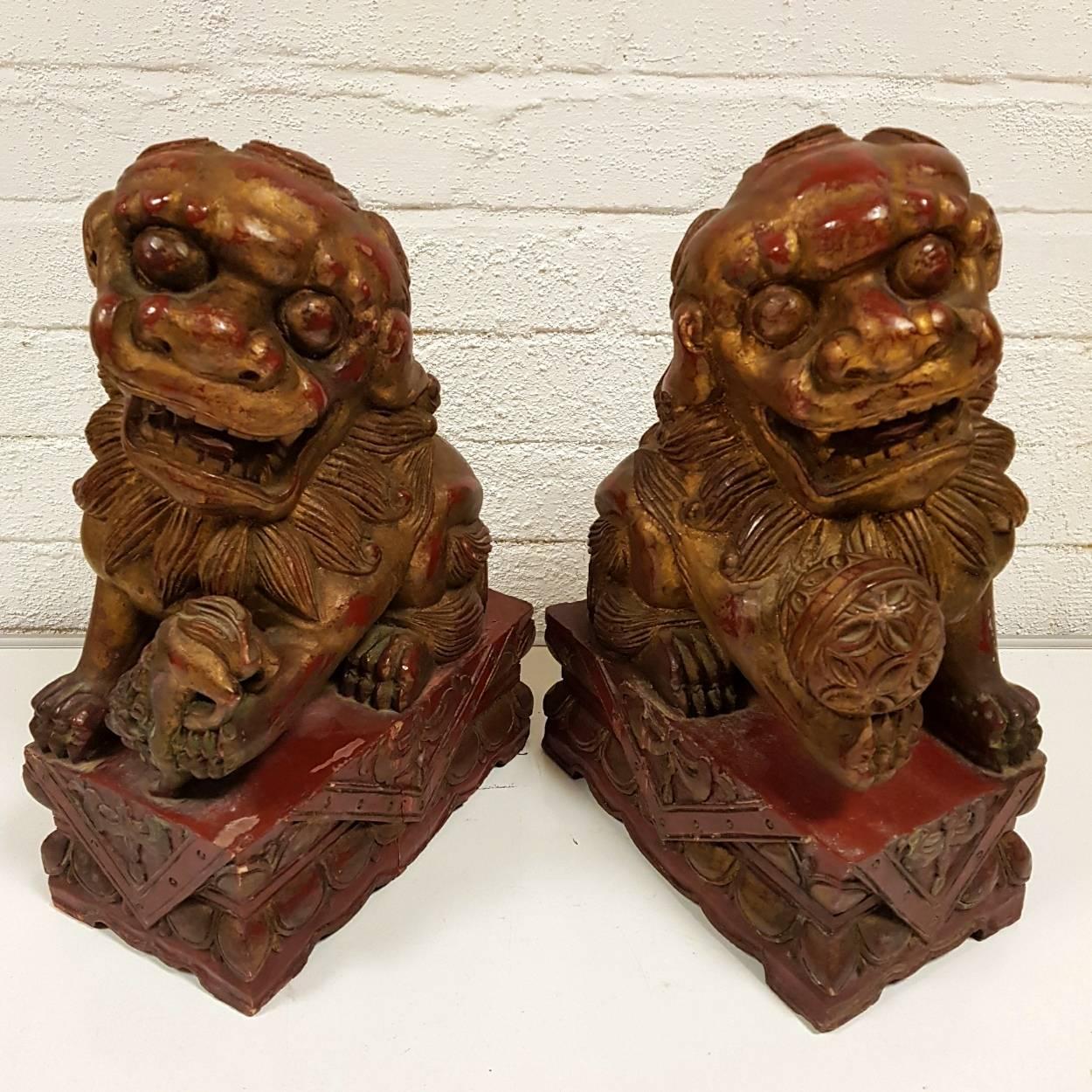 Victorian Pair of 19th Century Carved Wood Lacquered and Gilt Chinese Foo Dog Figures For Sale