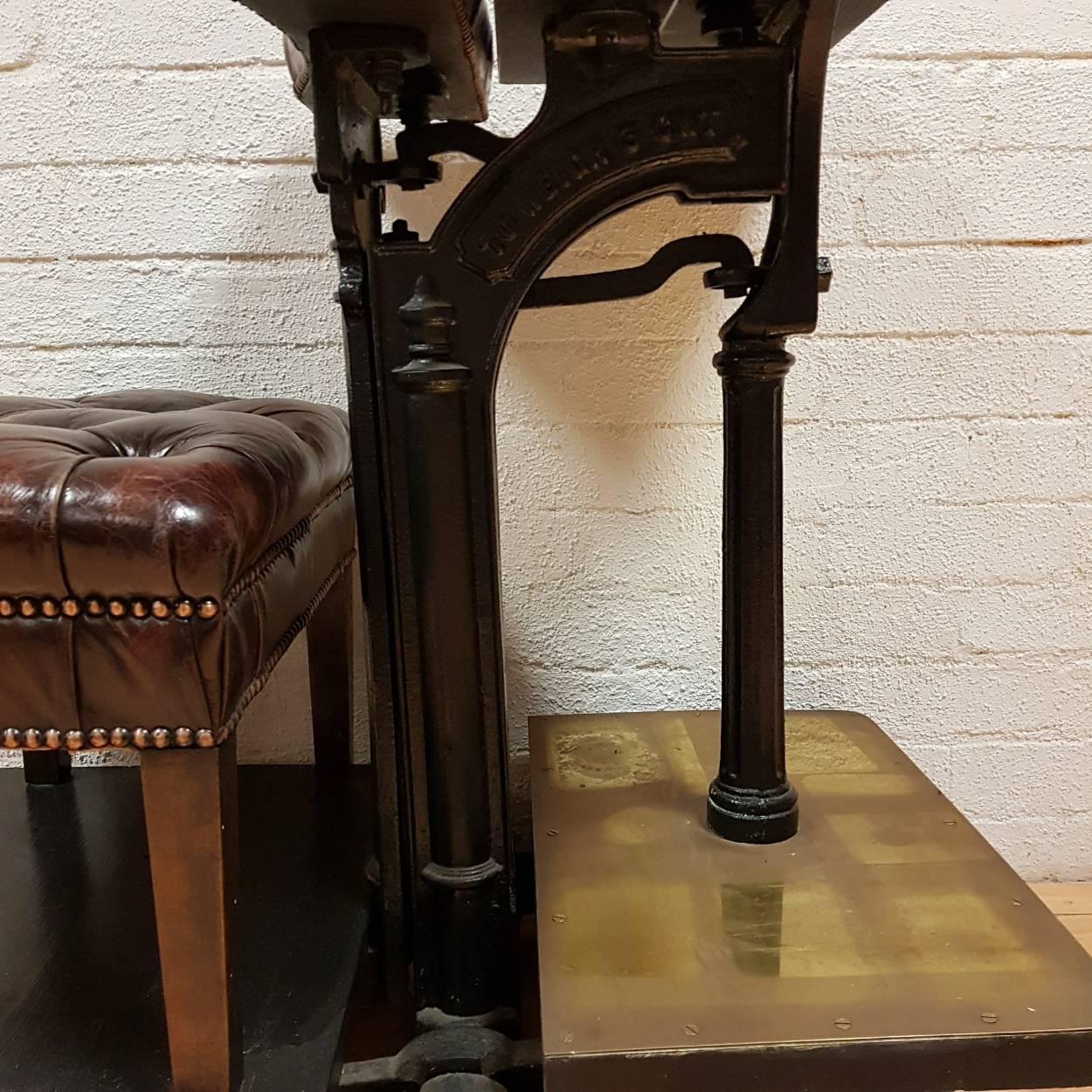 Early 20th Century Portable Jockey Scales, The Fairbank Co, Birmingham, England For Sale 3