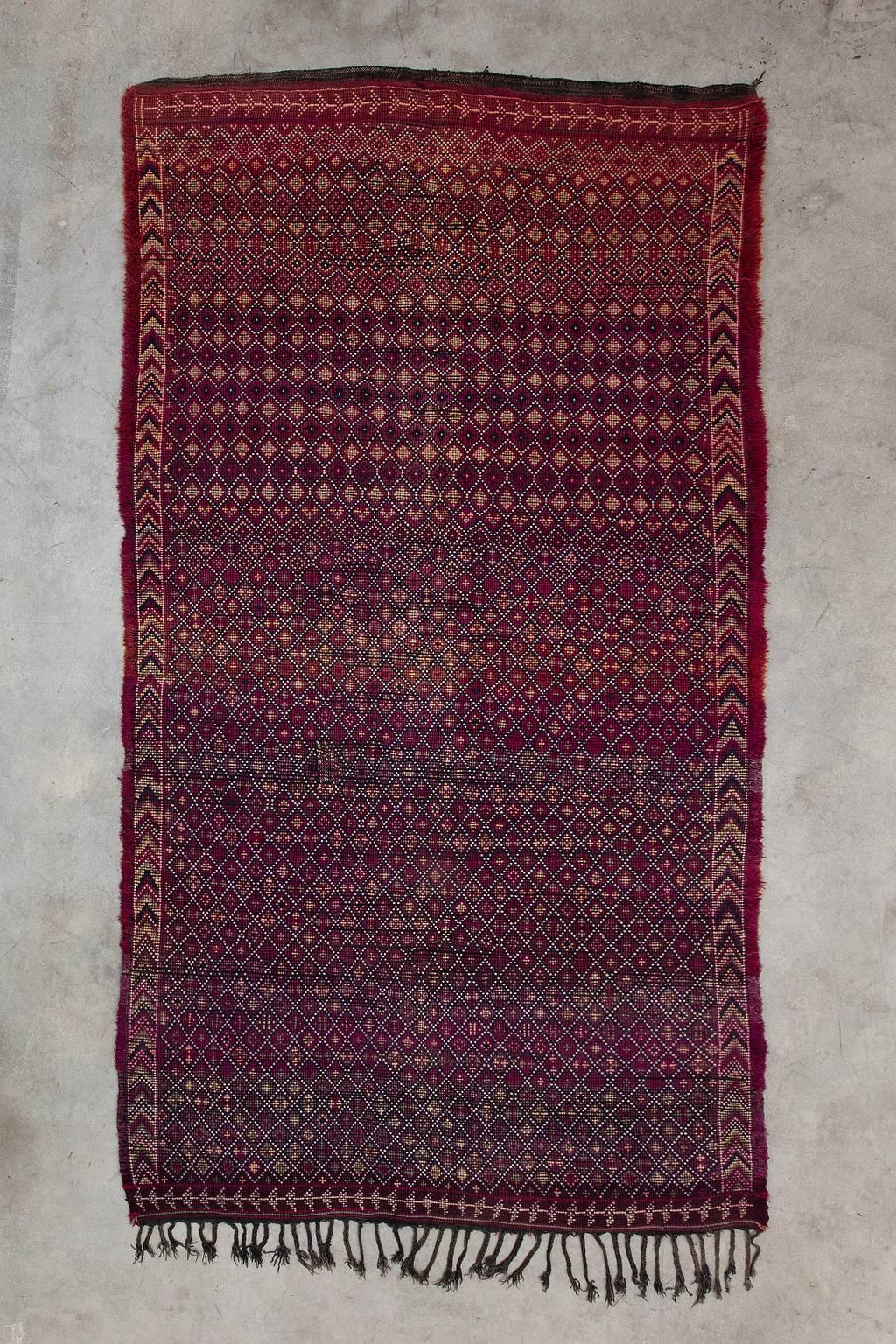 Vintage Moroccan Beni M'guild Rug For Sale 1