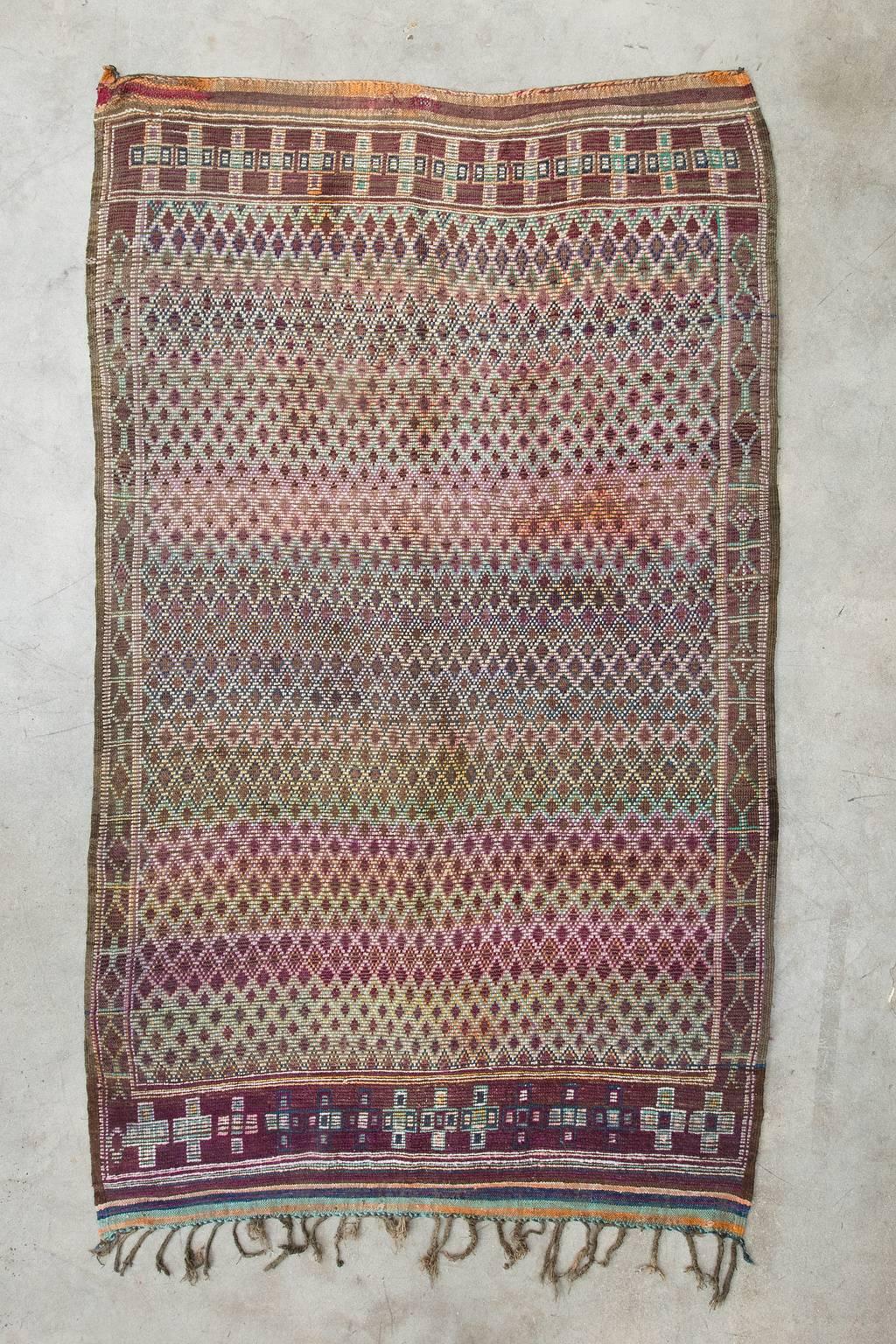 Vintage Moroccan Beni M'guild Rug For Sale 2