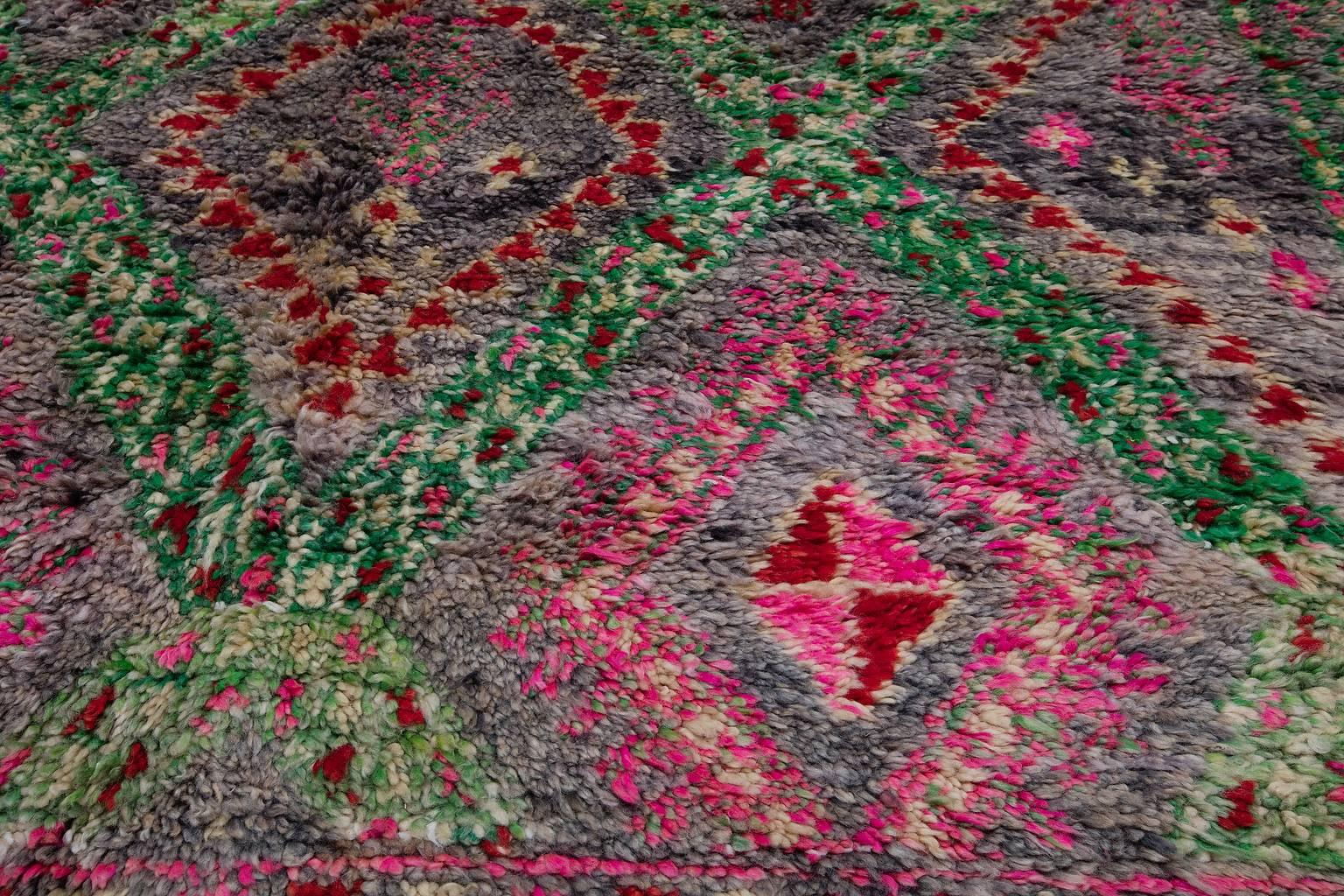 Vintage Moroccan Ait Seghrouchène Rug, Pink and Green For Sale 1