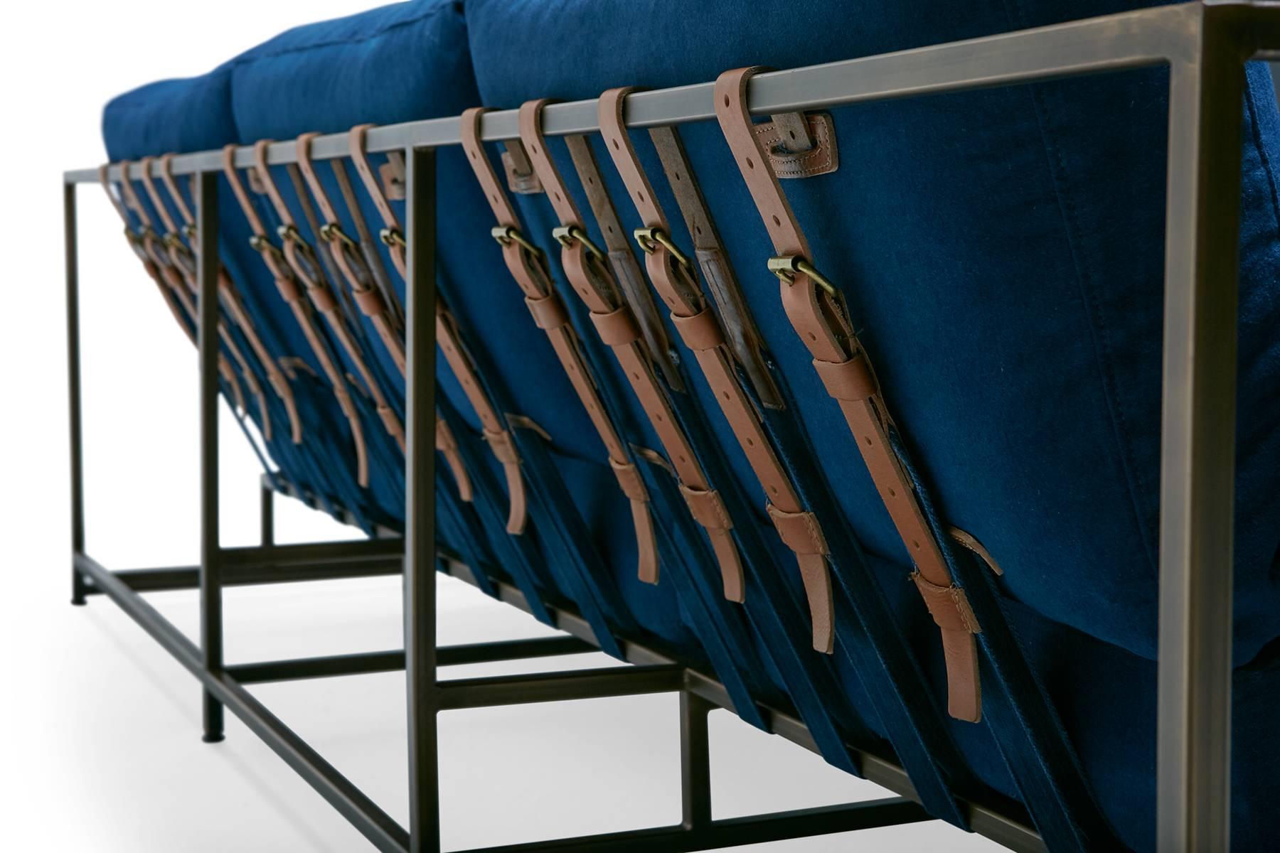 Handgefärbtes Sofa aus indigoblauem Segeltuch und antikem Kupfer (Pflanzlich gefärbt) im Angebot