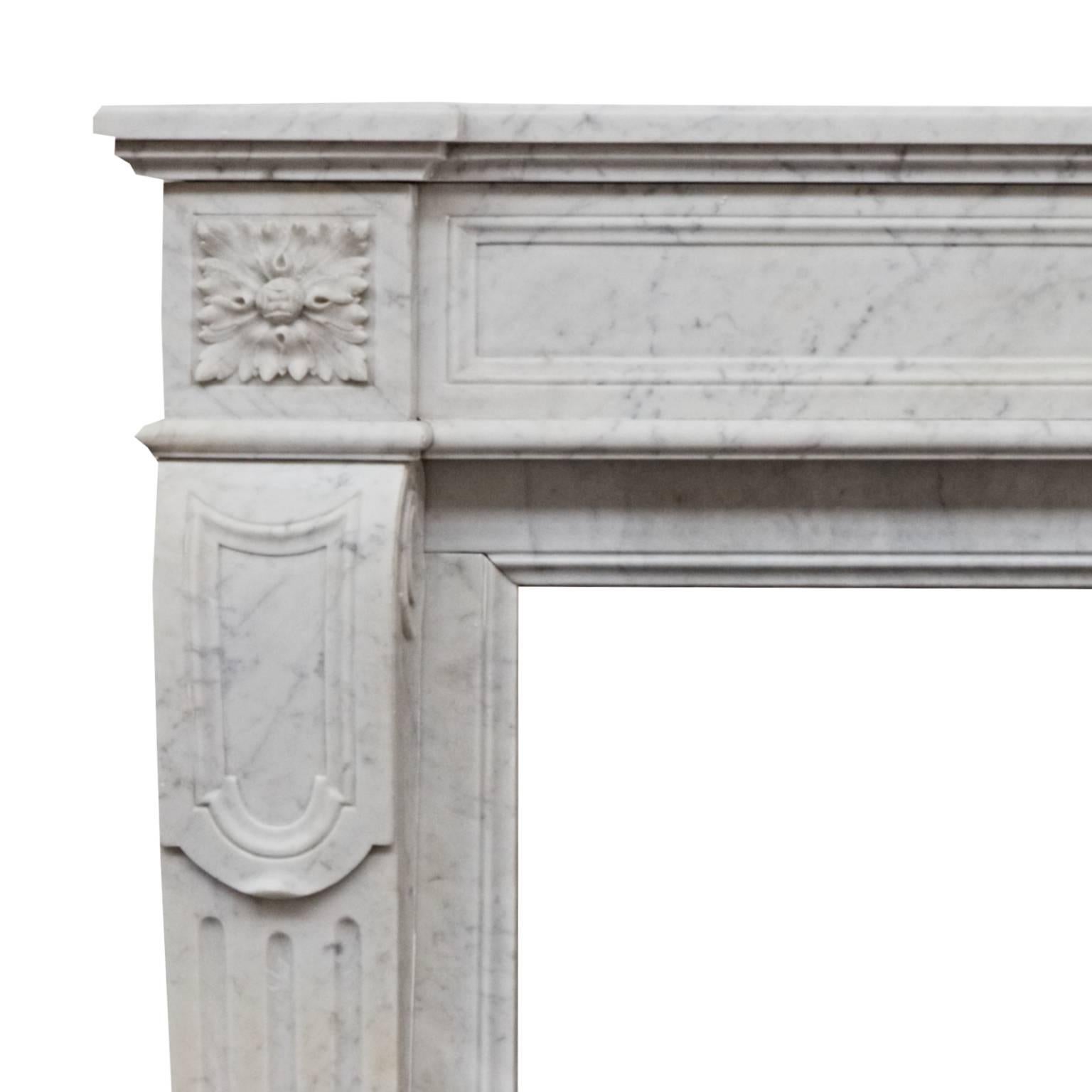 Hand-Carved 19th Century French Louis Philippe Cararra Marble Fireplace Mantelpiece