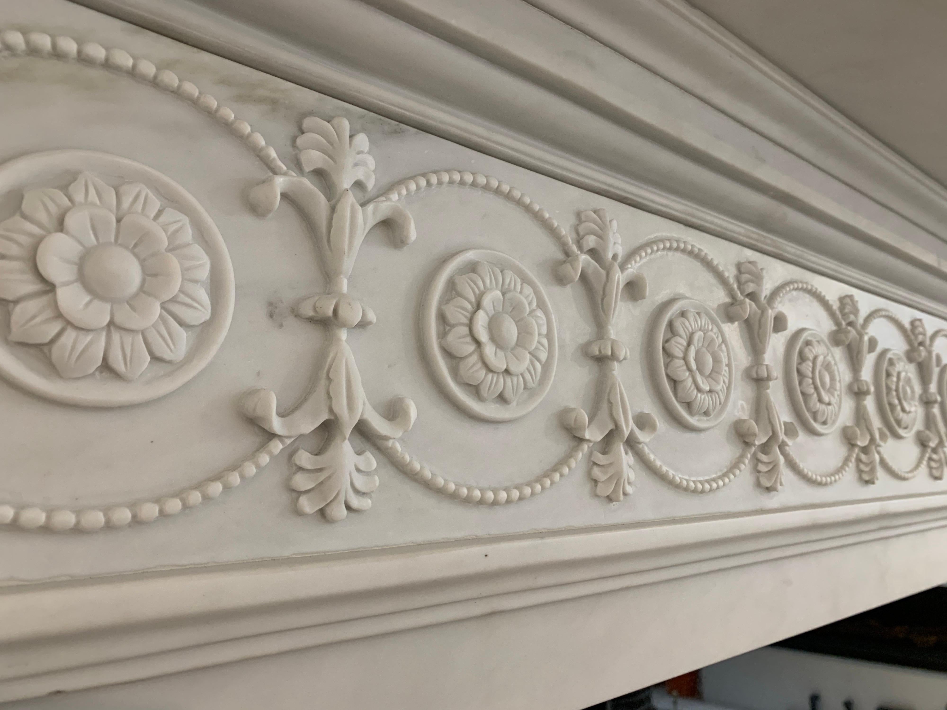 18th Century Georgian Style Hand-Carved White Marble Fireplace Mantle For Sale 1