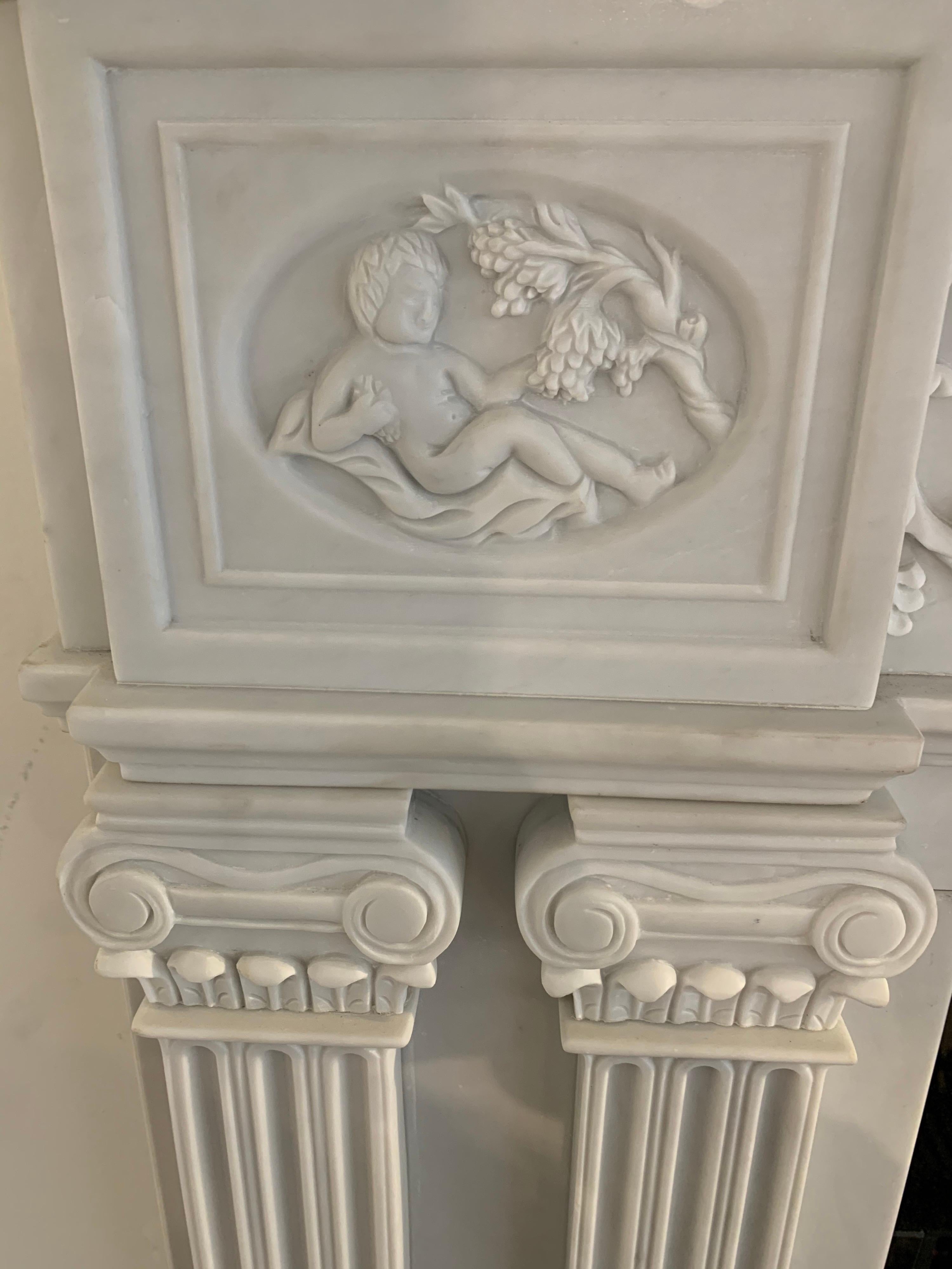 18th Century Georgian Style Hand-Carved White Marble Fireplace Mantle For Sale 2