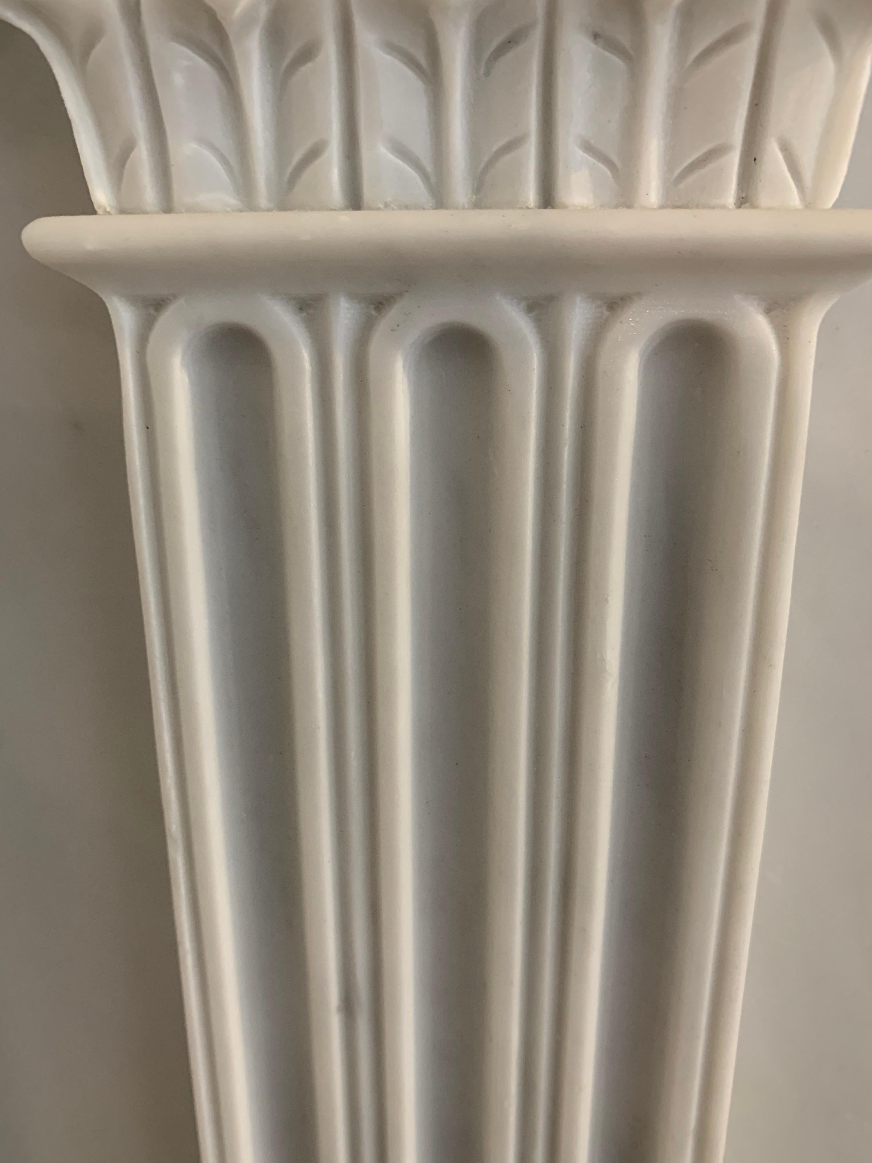 18th Century Georgian Style Hand-Carved White Marble Fireplace Mantle In New Condition For Sale In London, GB