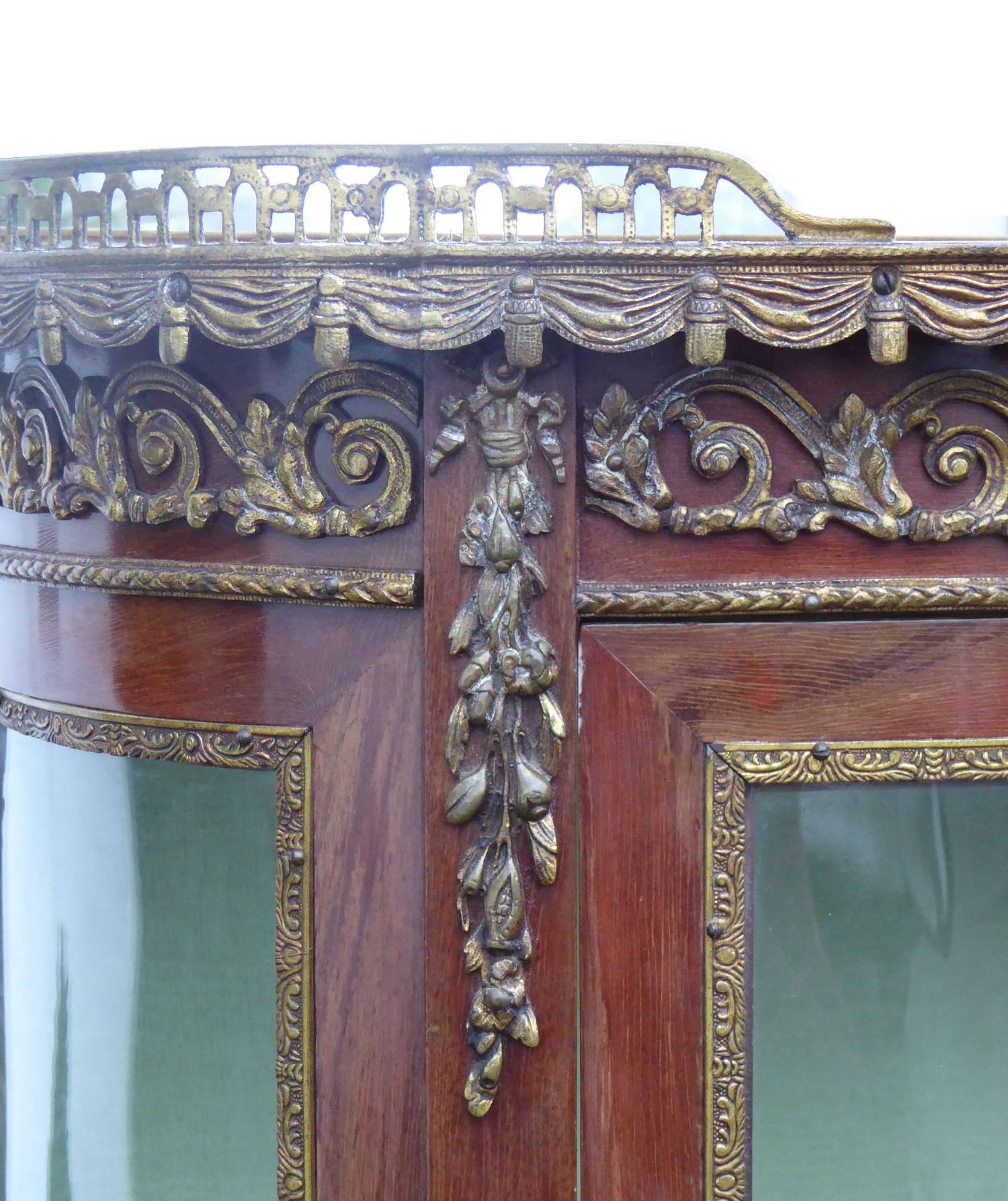Early 20th Century Antique French Marquetry Inlaid Vitrine