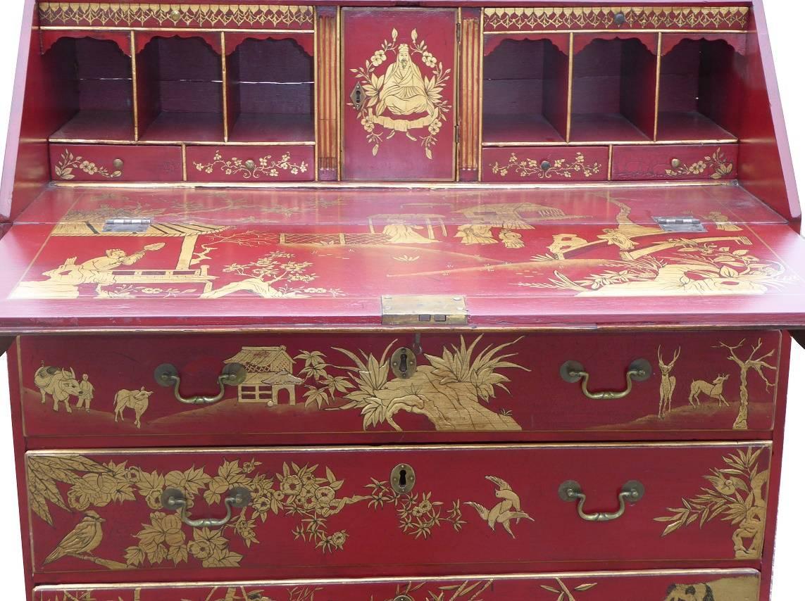 18th Century Gilt and Lacquer Chinoiserie Bureau 1