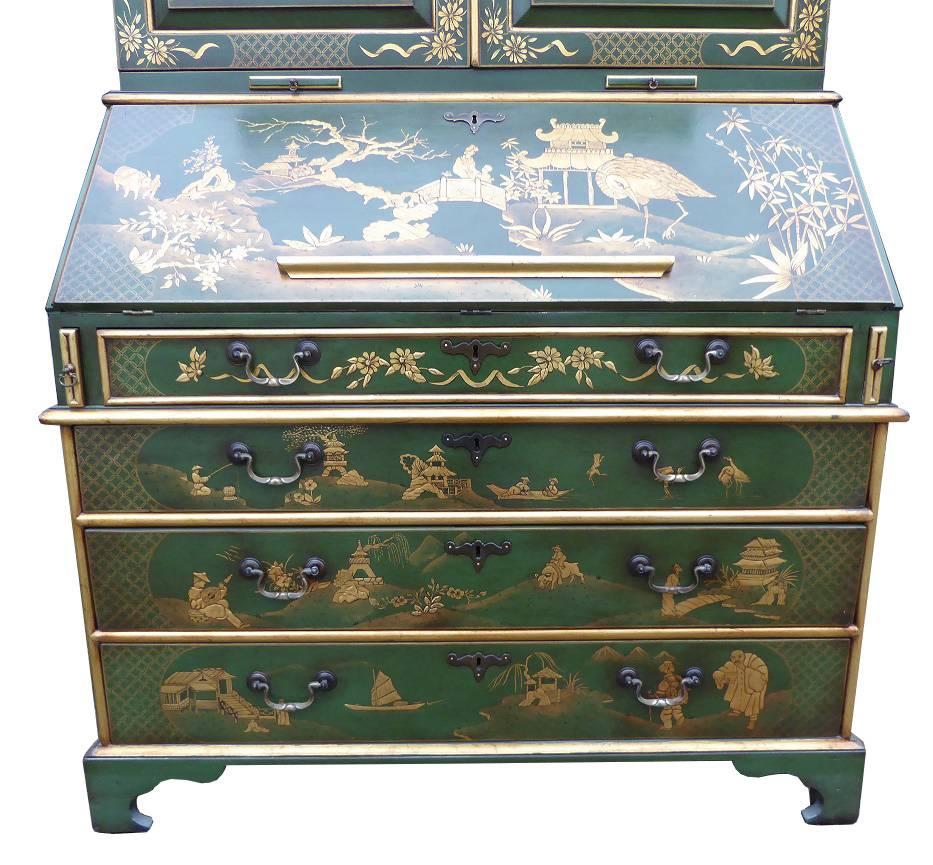 Lacquer and Gilt Chinoiserie Secretary Bookcase In Excellent Condition In Chelmsford, Essex