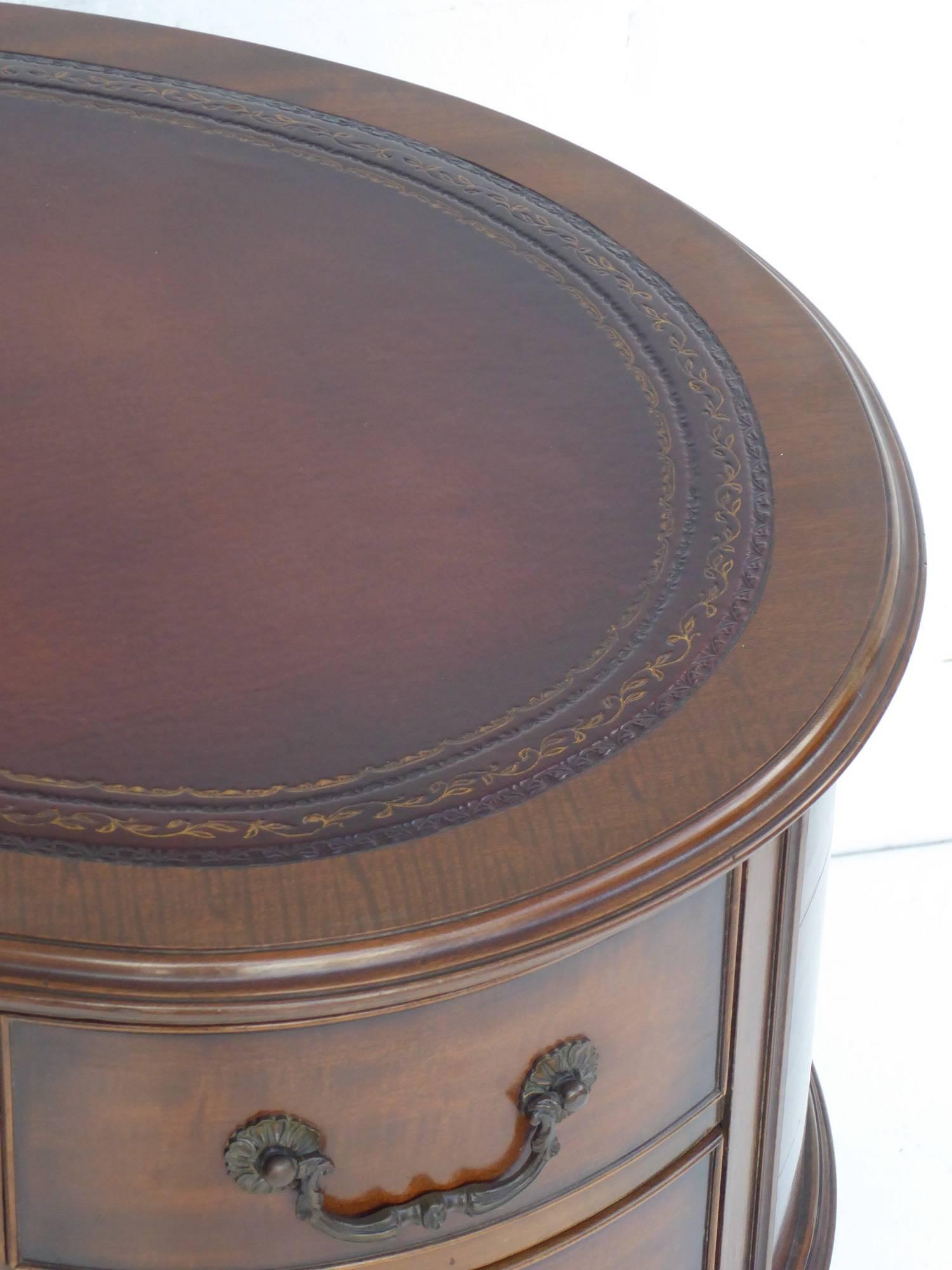 20th Century Mahogany Kidney Shaped Desk by Waring & Gillows, Liverpool 2