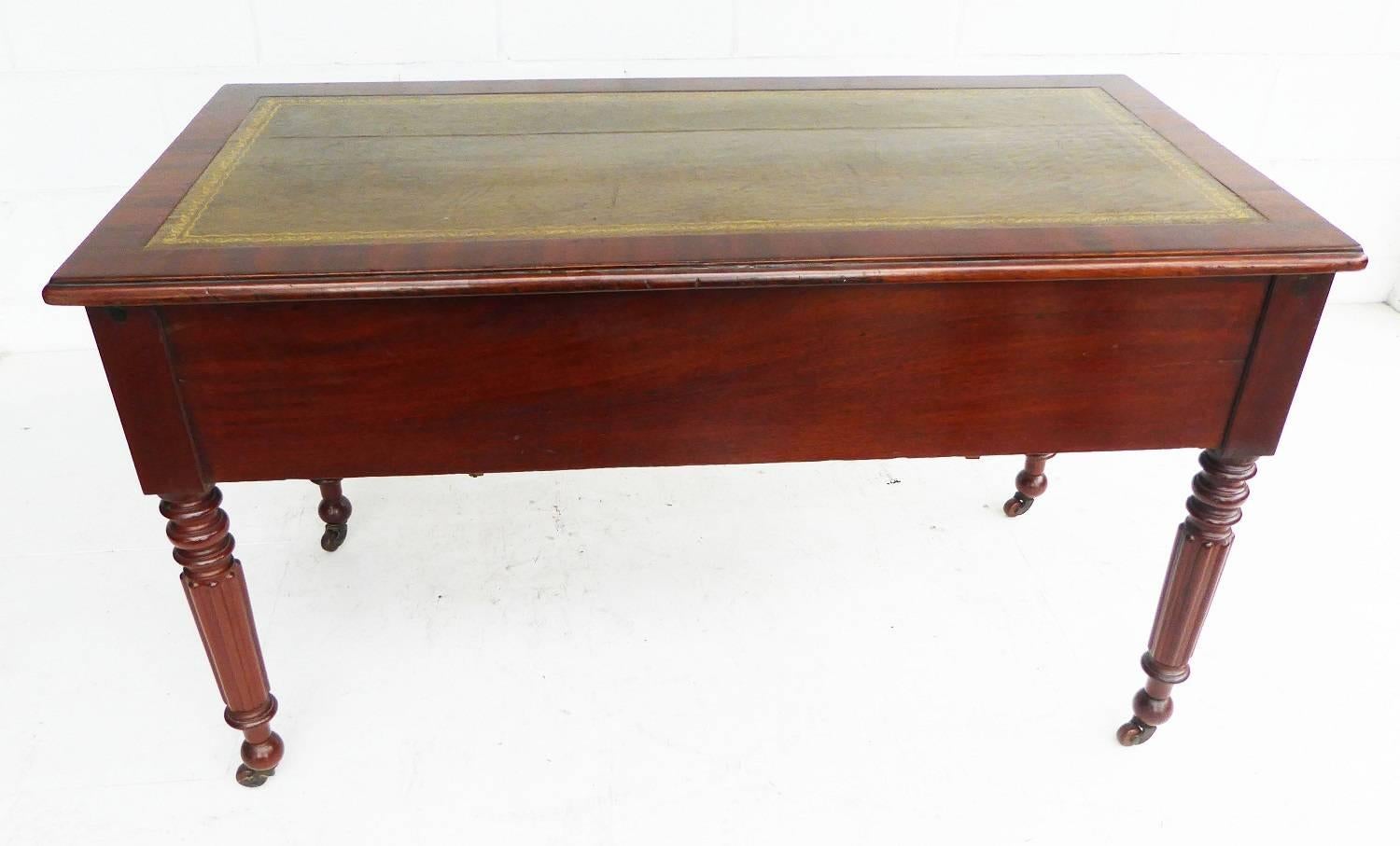 19th Century William IV Writing Table In Good Condition In Chelmsford, Essex