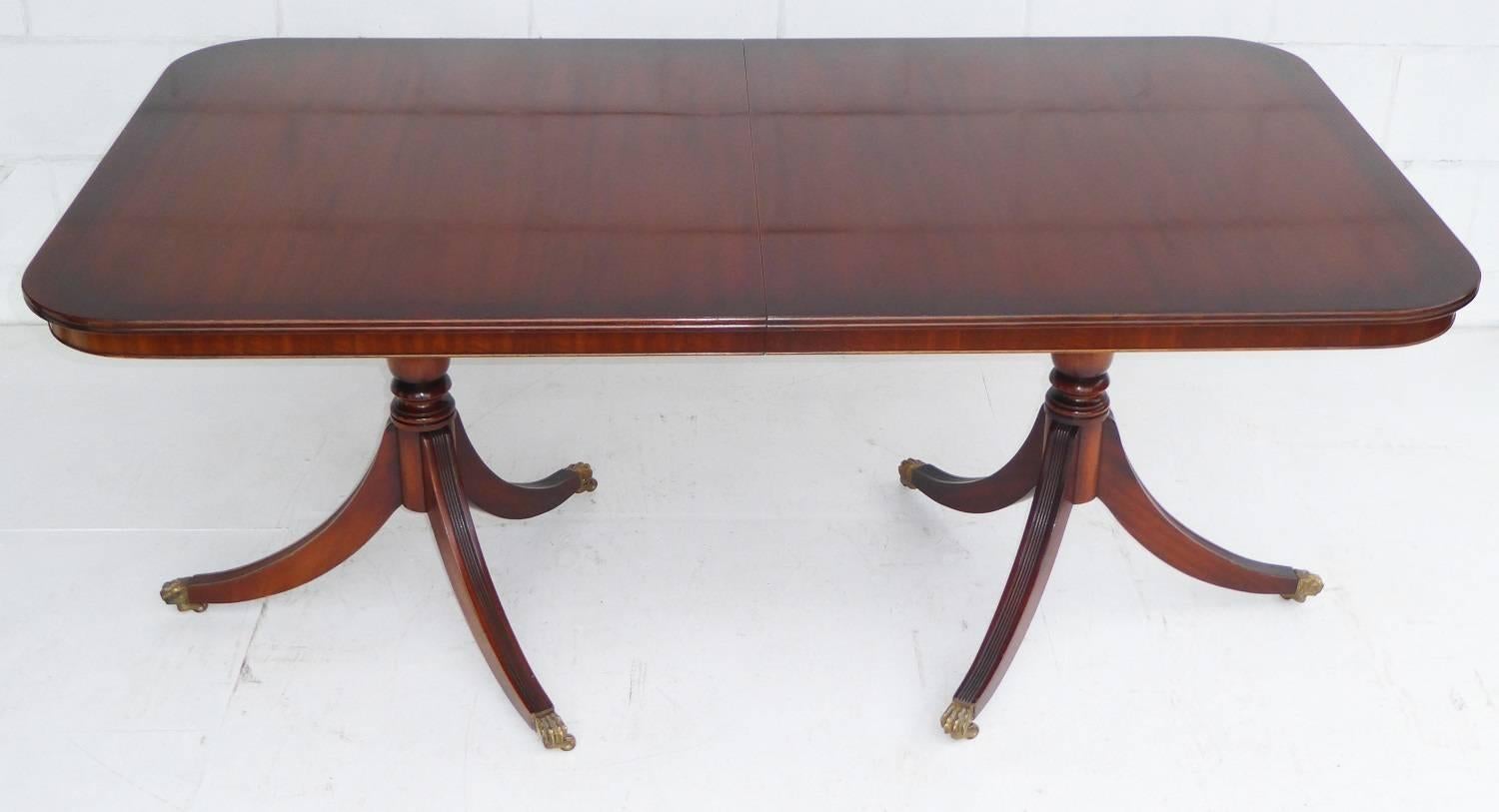 bevan funnell dining table