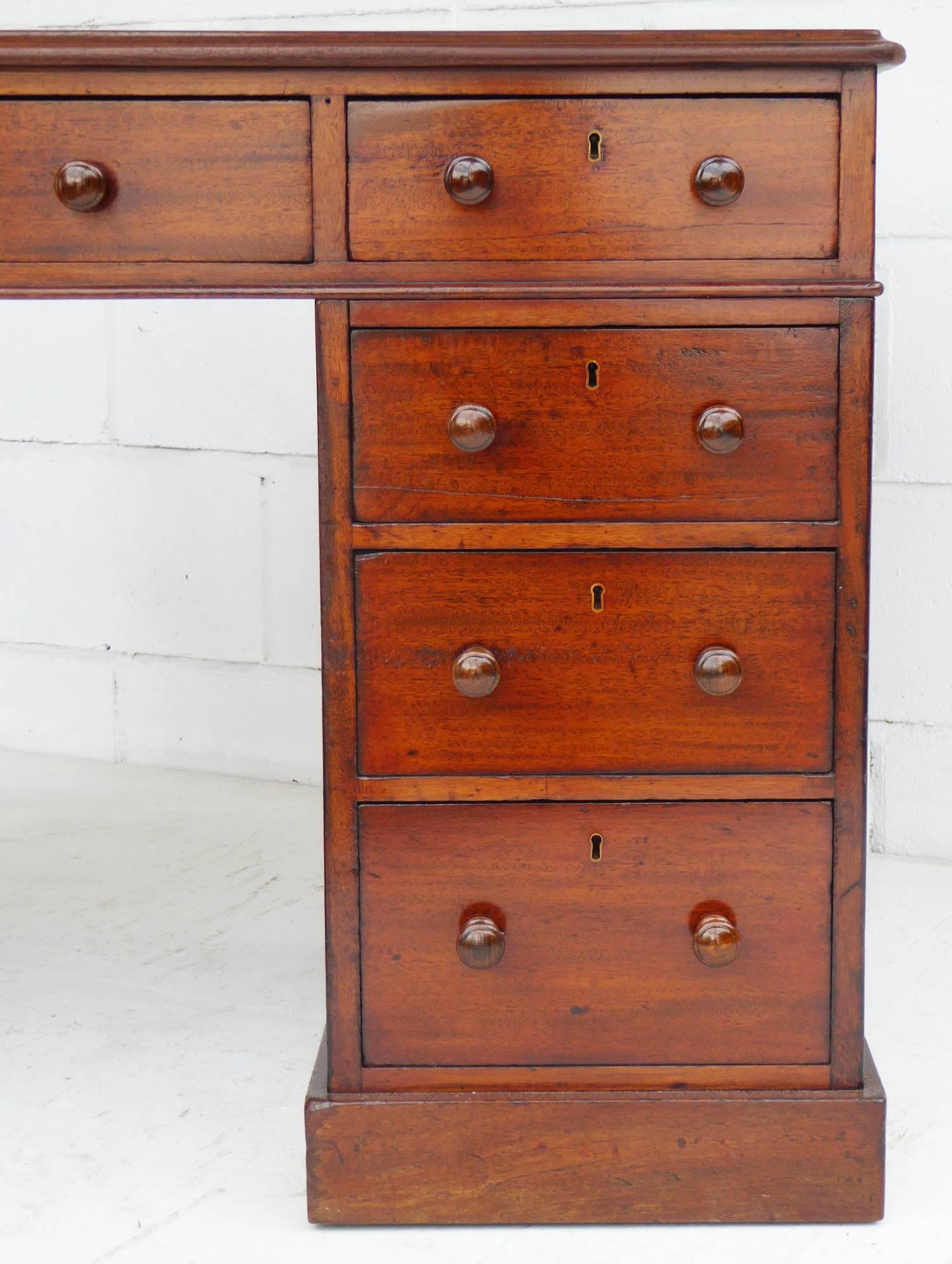 Victorian Mahogany Pedestal Desk by Holland & Sons 1