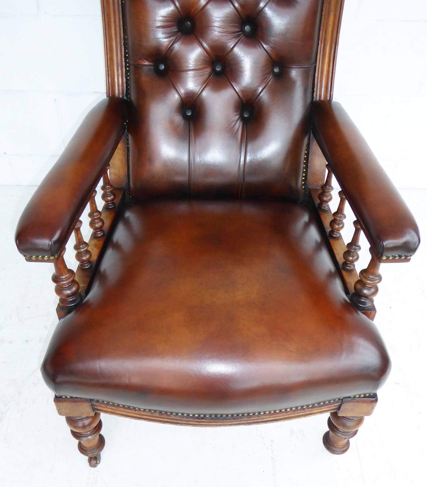 19th Century Leather Library Chair In Excellent Condition In Chelmsford, Essex