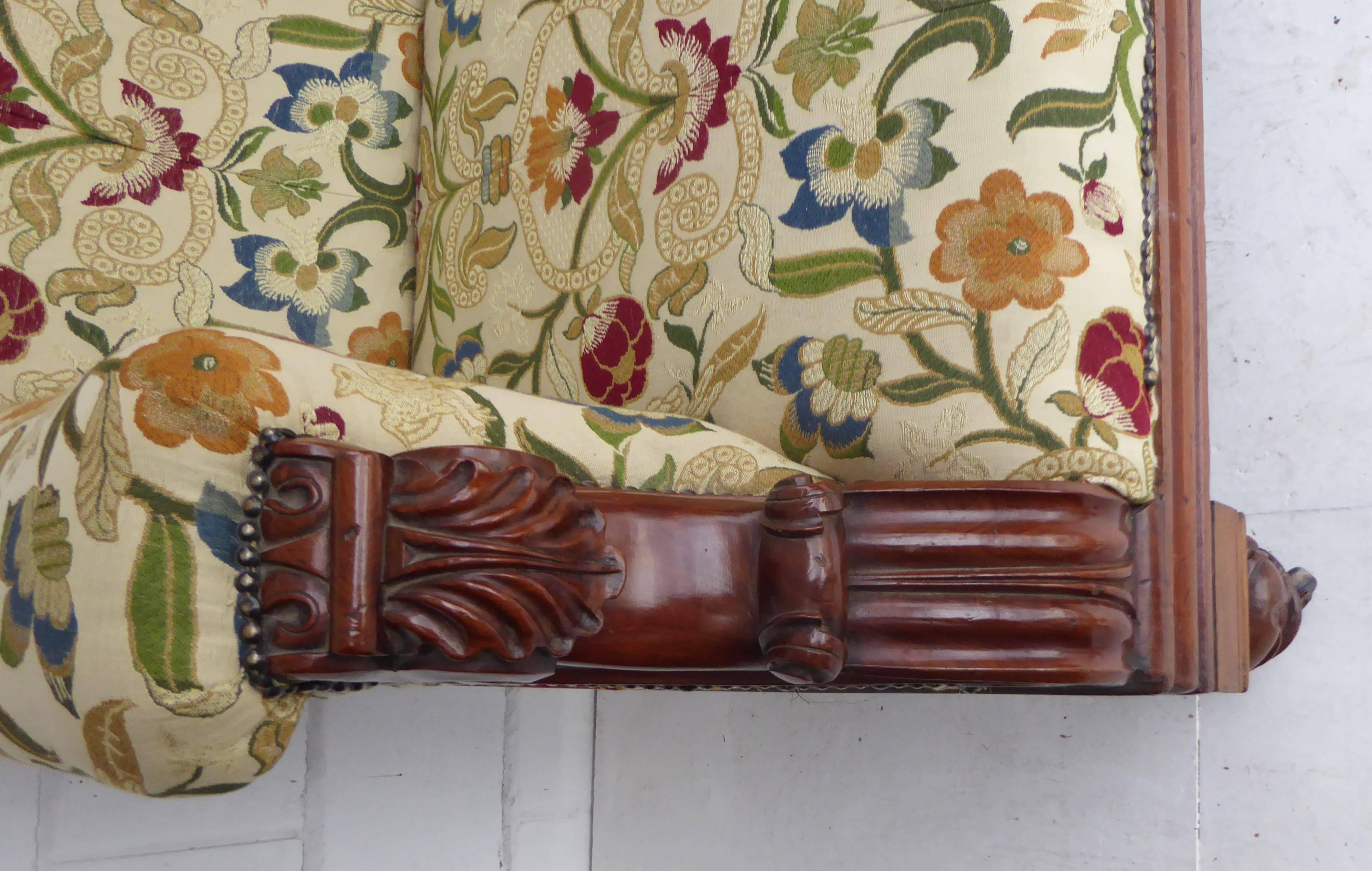 19th Century Victorian Mahogany Carved Sofa of Large Proportions In Good Condition In Chelmsford, Essex