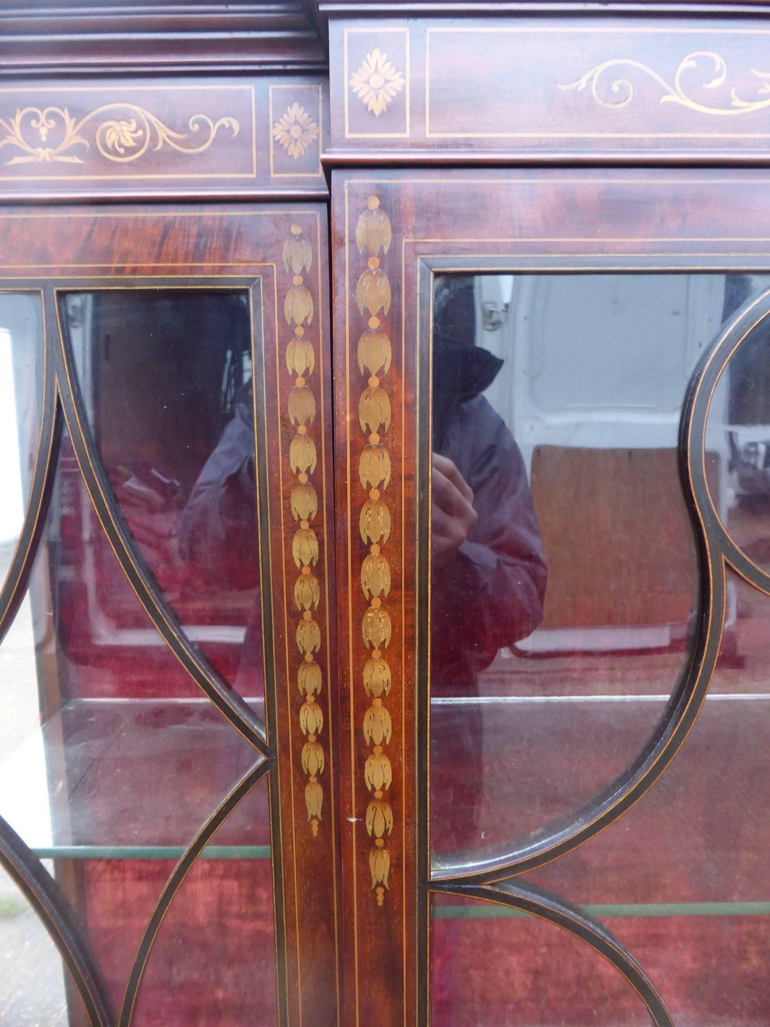 English Victorian Mahogany Inlaid Vitrine